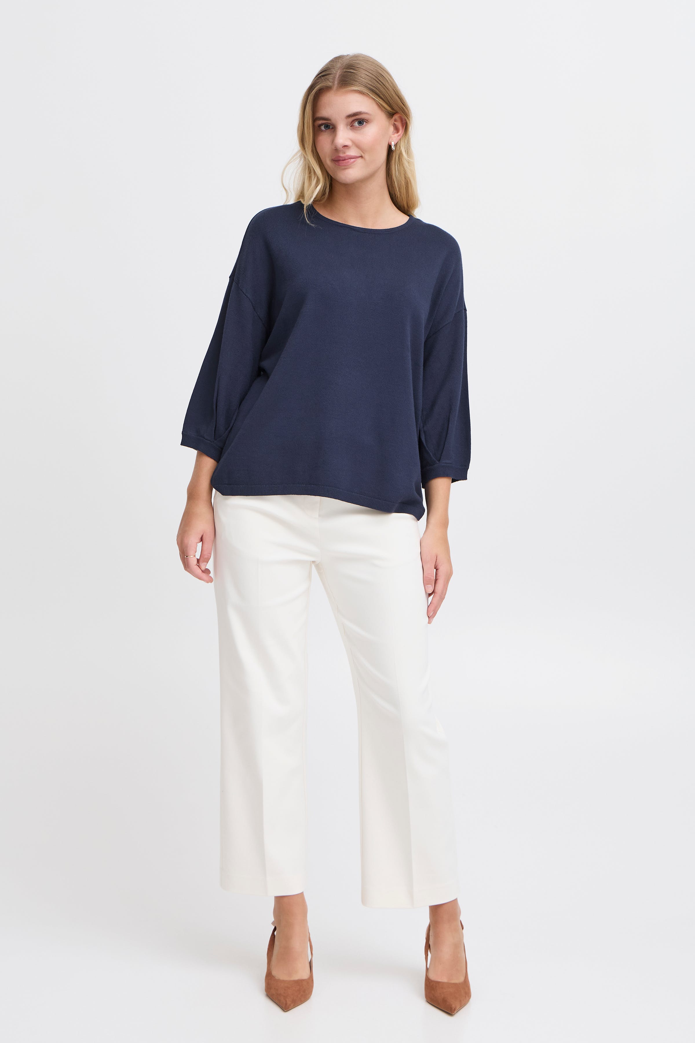 FRCLIA Pullover LOOKBOOK FRONT 20615485-193923