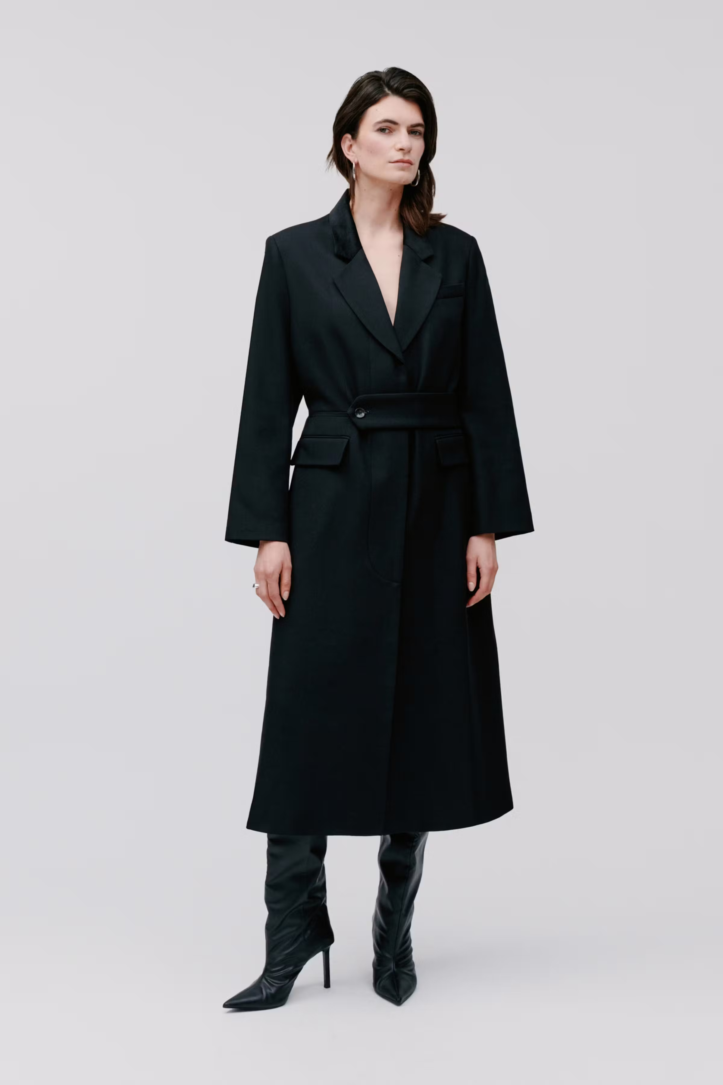 CORI Blazer LOOKBOOK FRONT 30699150-BK999