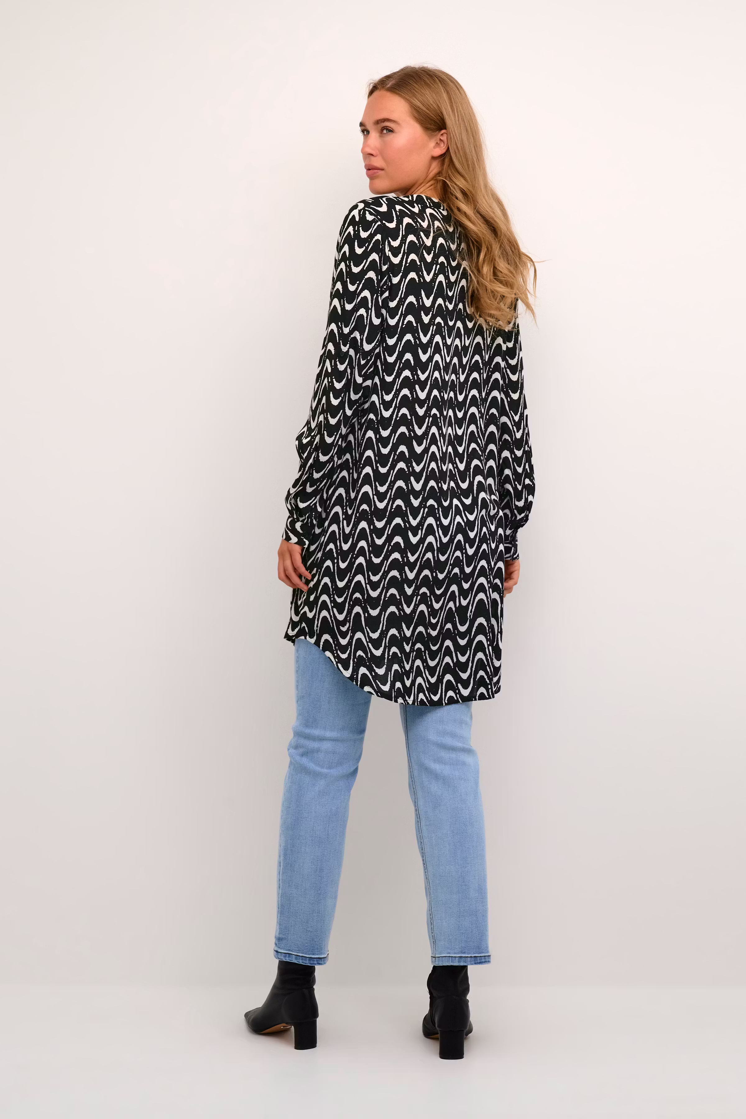 KAmira Tunique LOOKBOOK BACK 10508284-105320