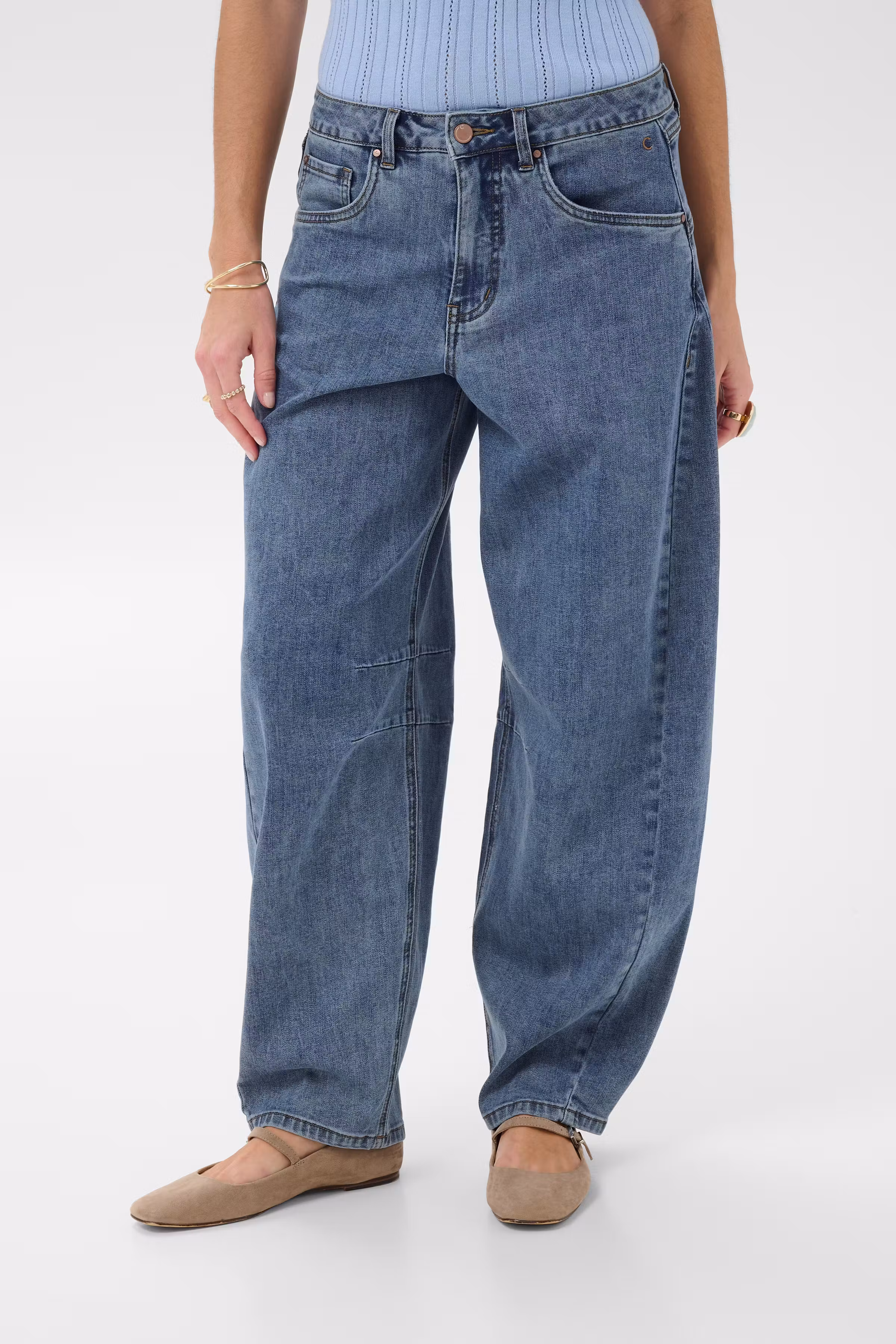 CRBahren Barrel Jeans LOOKBOOK FRONT 10614217-110092