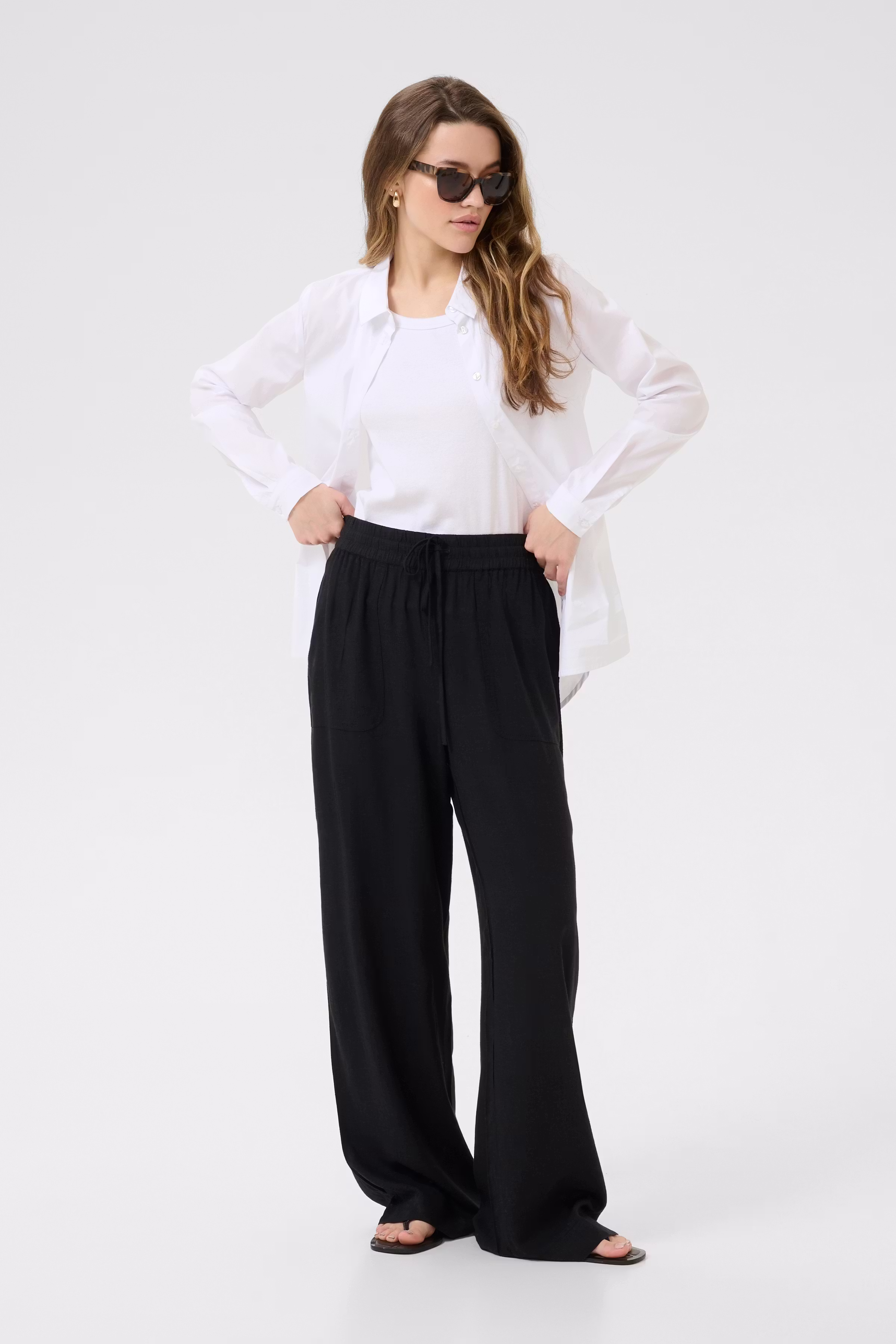 KAmilia Linen trousers LOOKBOOK FRONT 10508314-100121