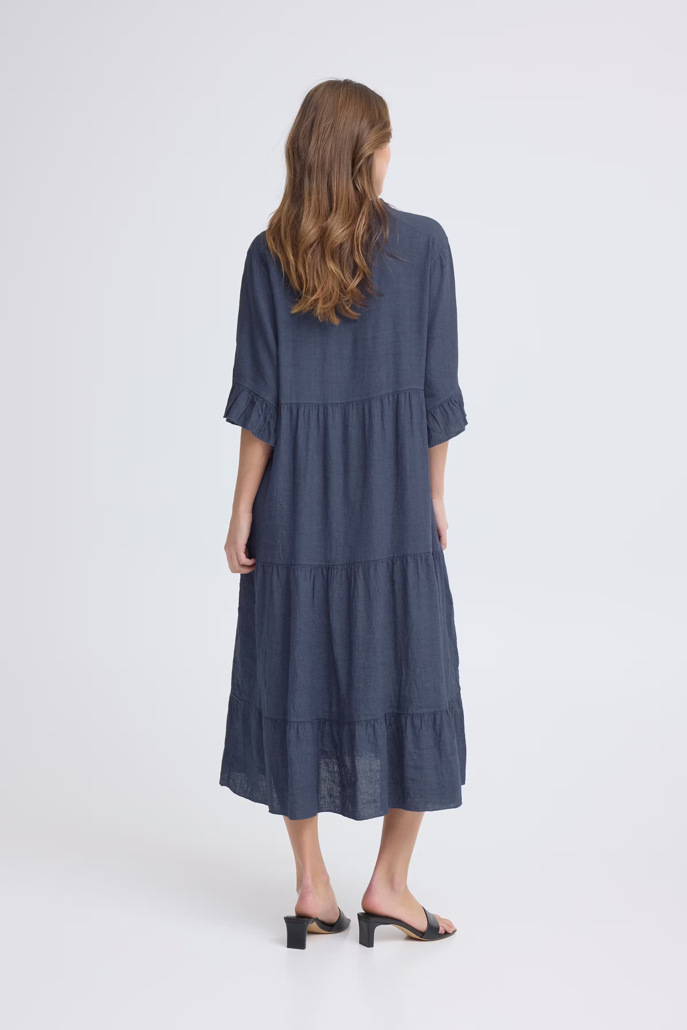 SBFONTANELLE Kjole LOOKBOOK BACK 22100890-194117