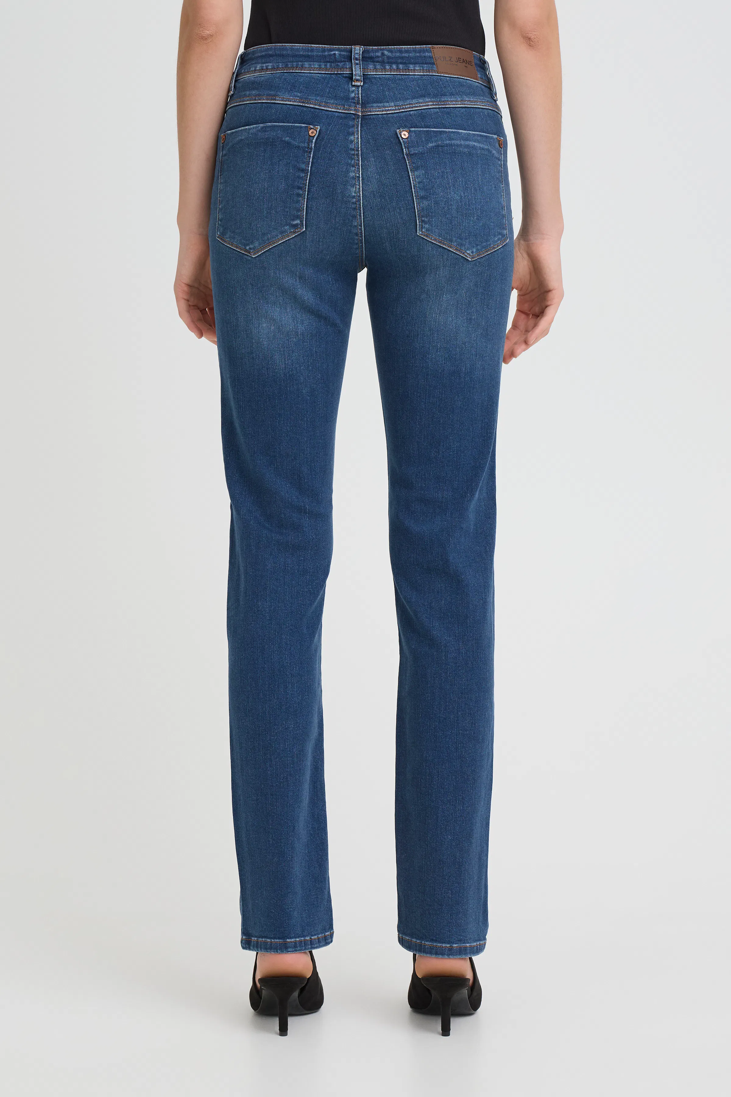 PZSANDRA HW Jeans Medium Straight Leg LOOKBOOK BACK 50205860-200005