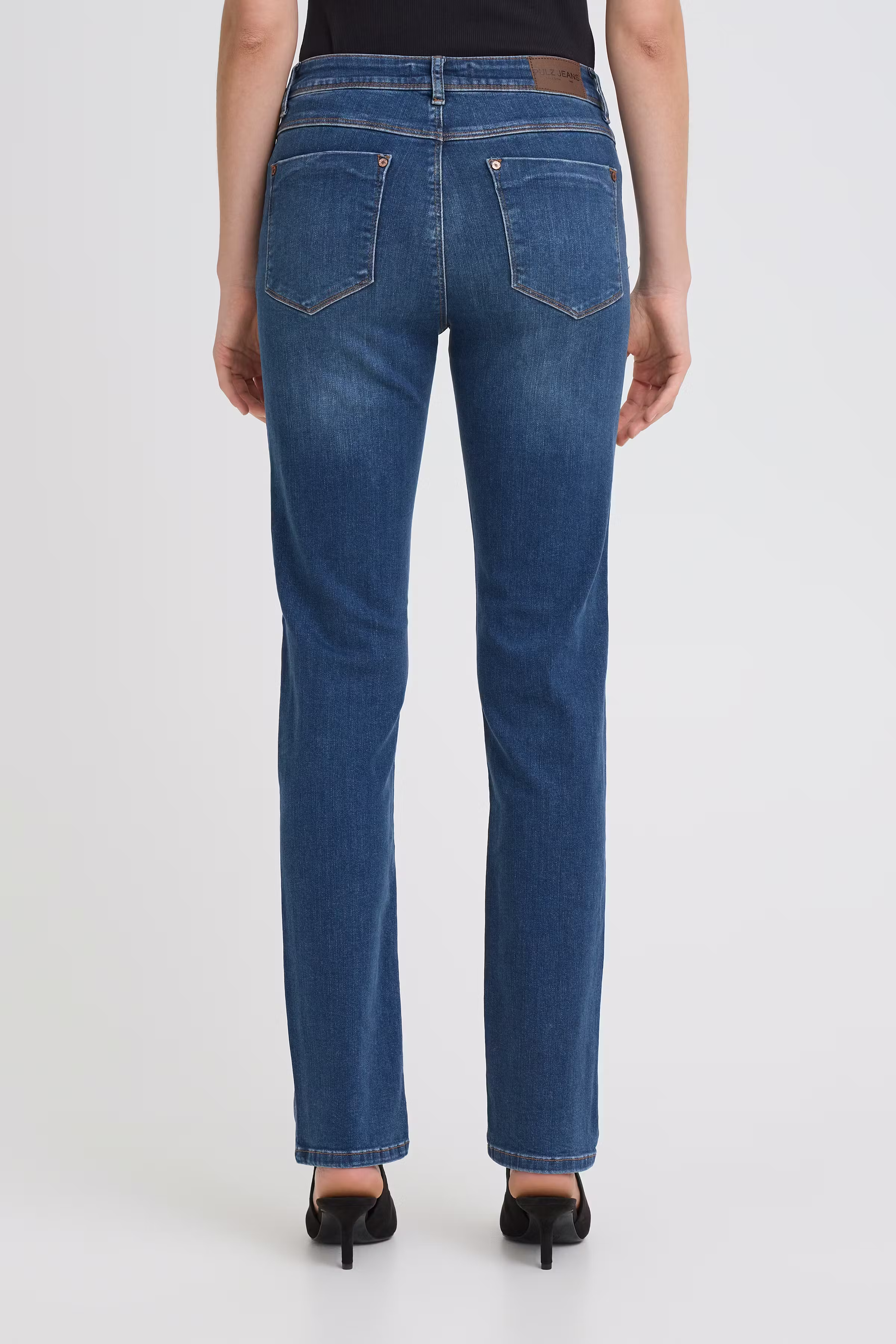 PZSANDRA HW Jeans Medium Straight Leg LOOKBOOK BACK 50205860-200005