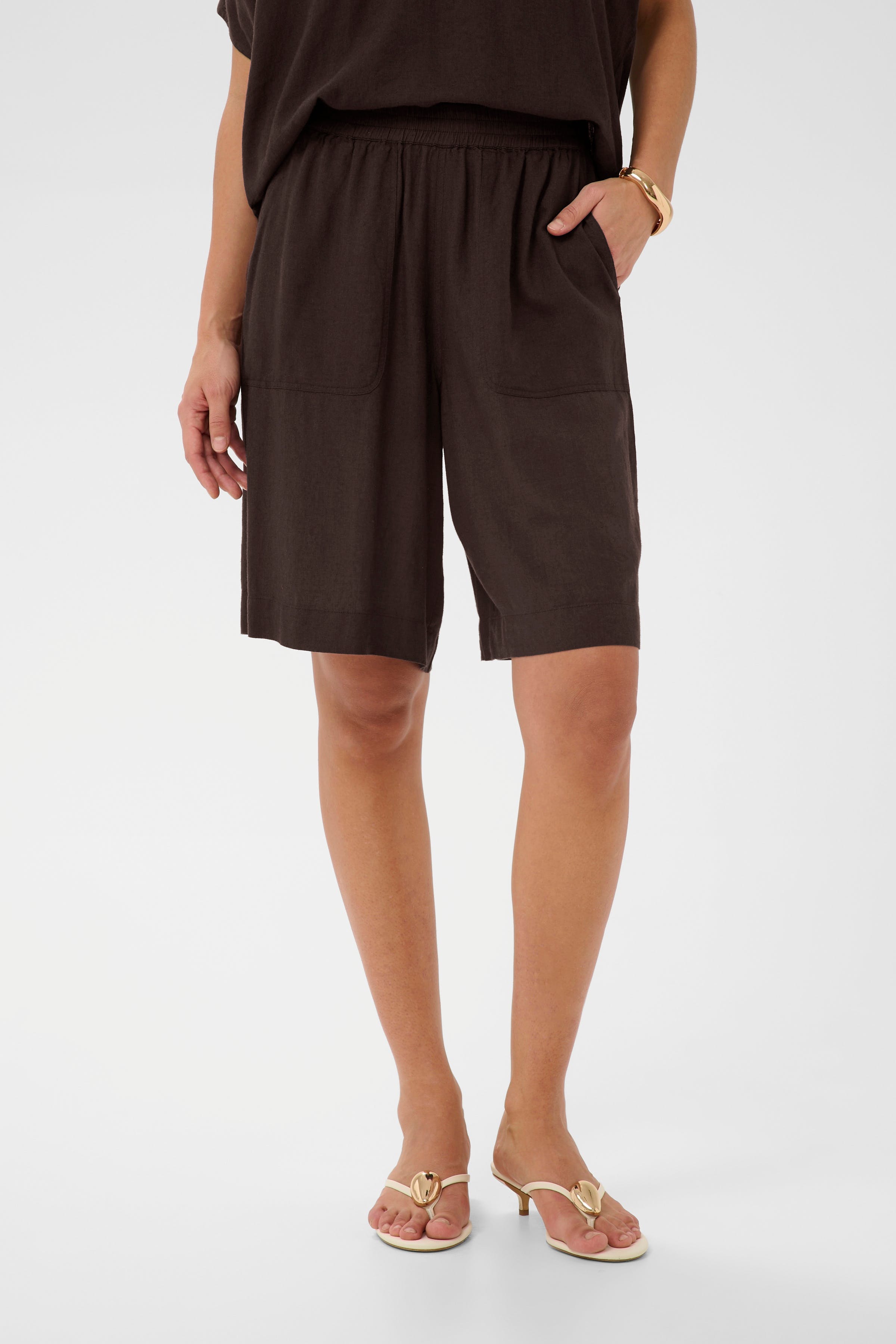 KAmilia Shorts LOOKBOOK FRONT 10509668-191111