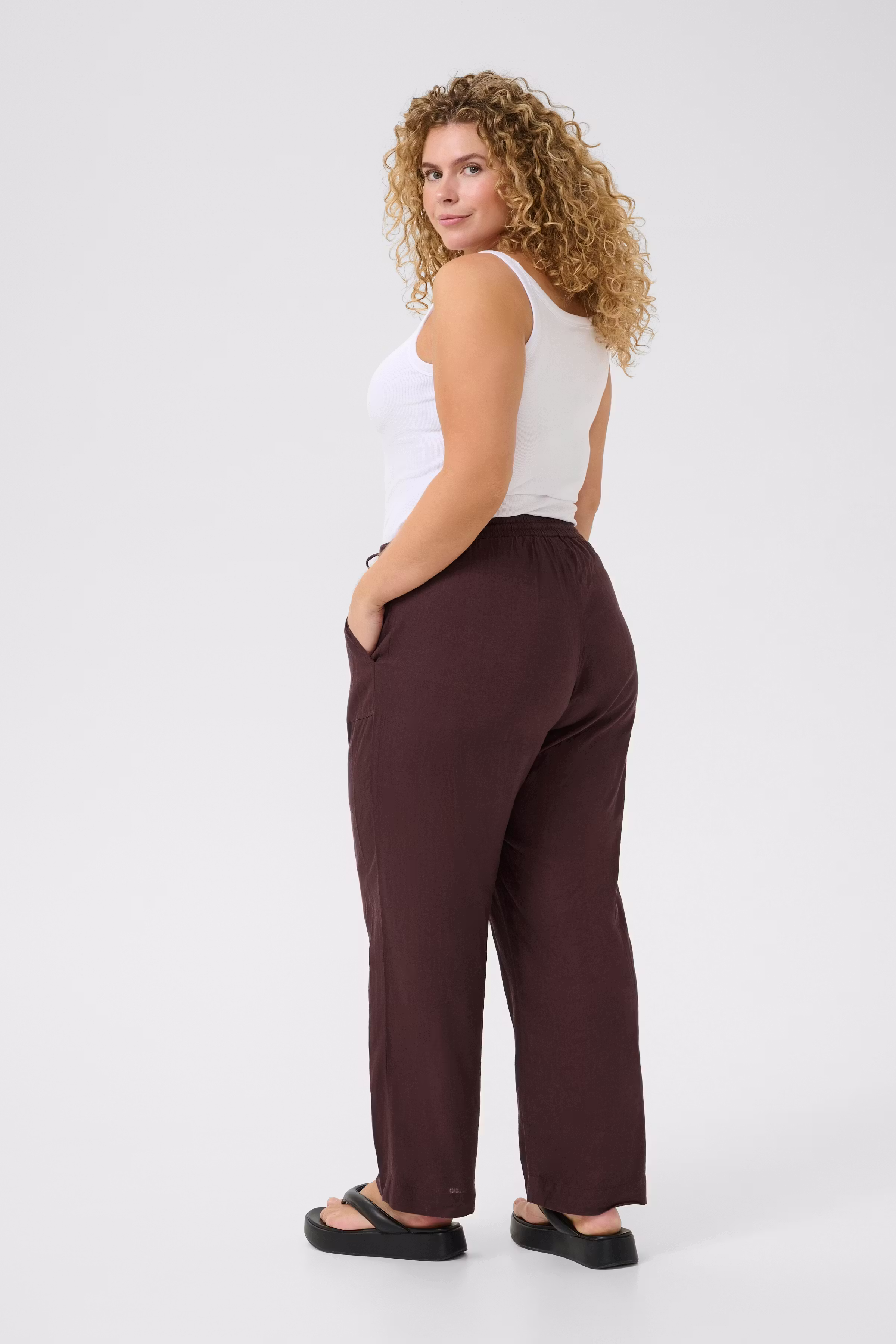 KCmille Linne Byxor LOOKBOOK BACK 10582220-191619