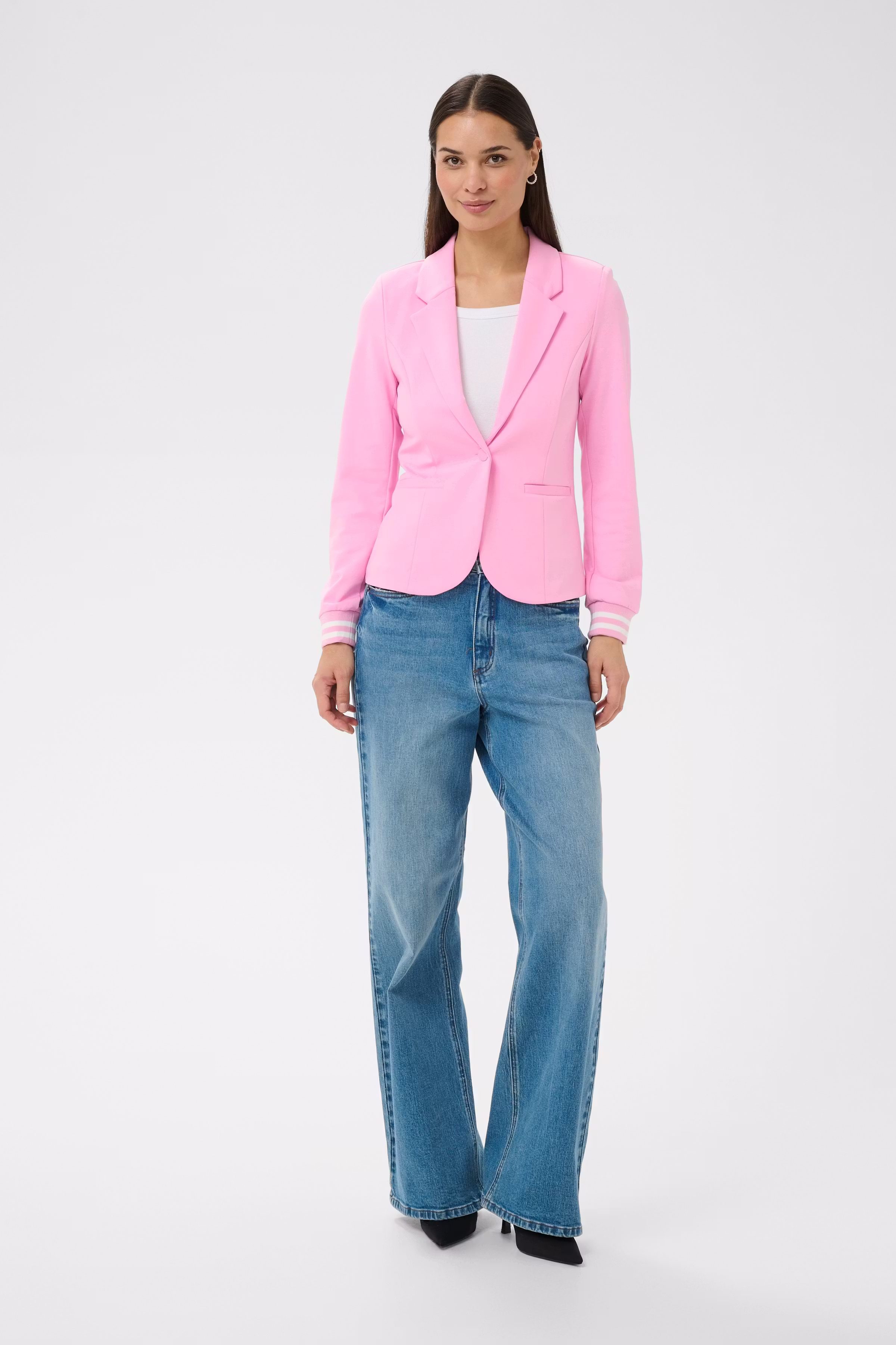 KAKinnie Blazer LOOKBOOK FRONT 10550800-109830