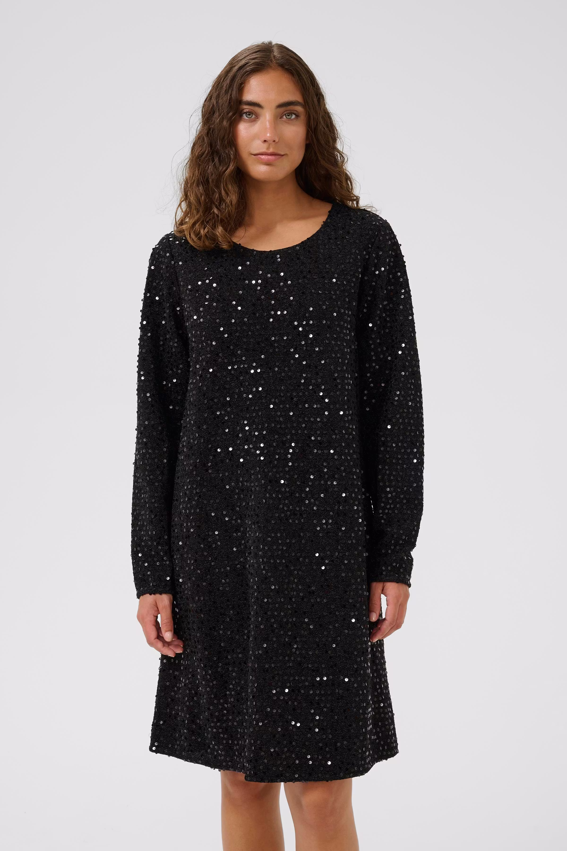 CUbia Paillettenkleid LOOKBOOK FRONT 50112568-500012