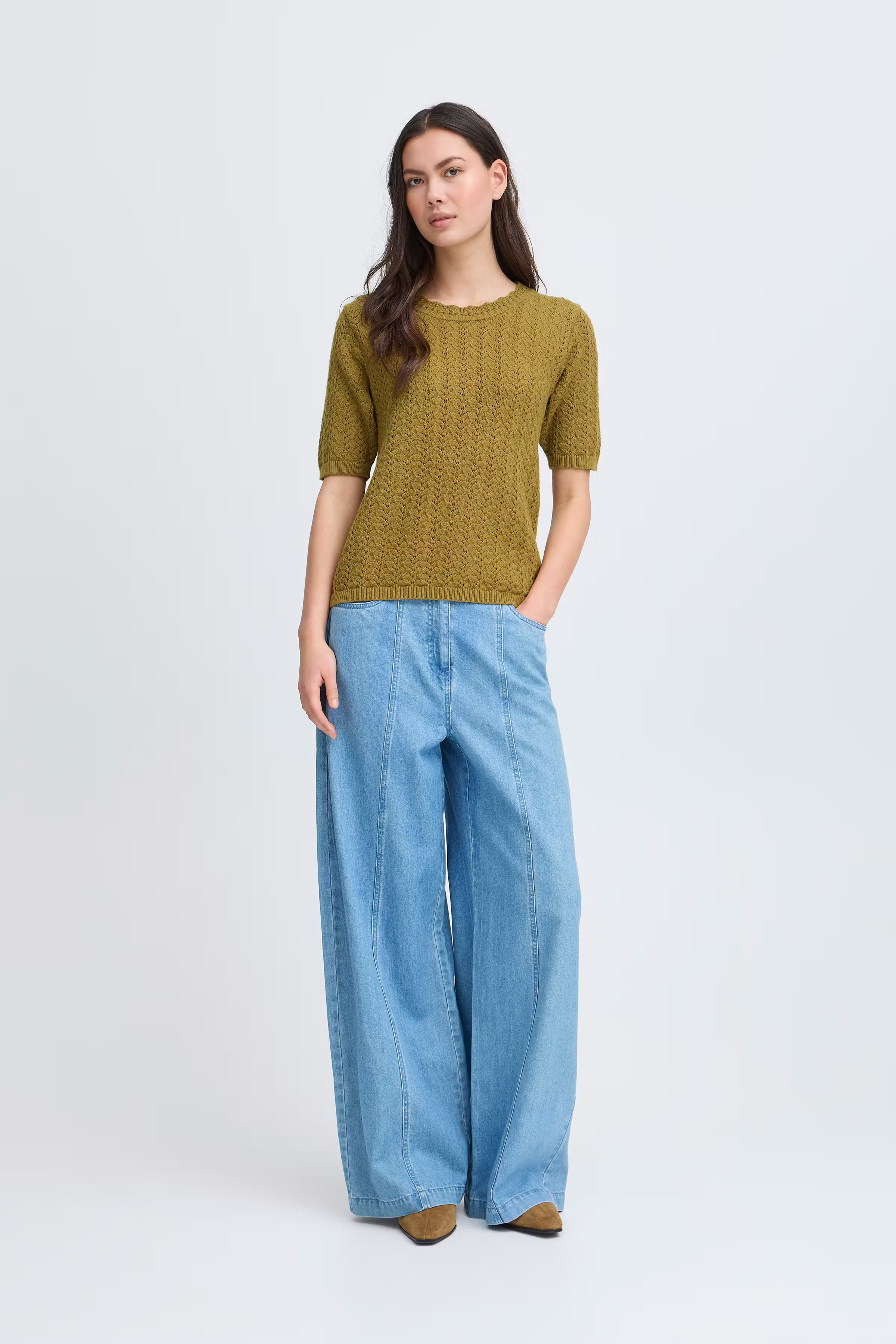 IRMASIA Pullover LOOKBOOK FRONT 20124107-170636