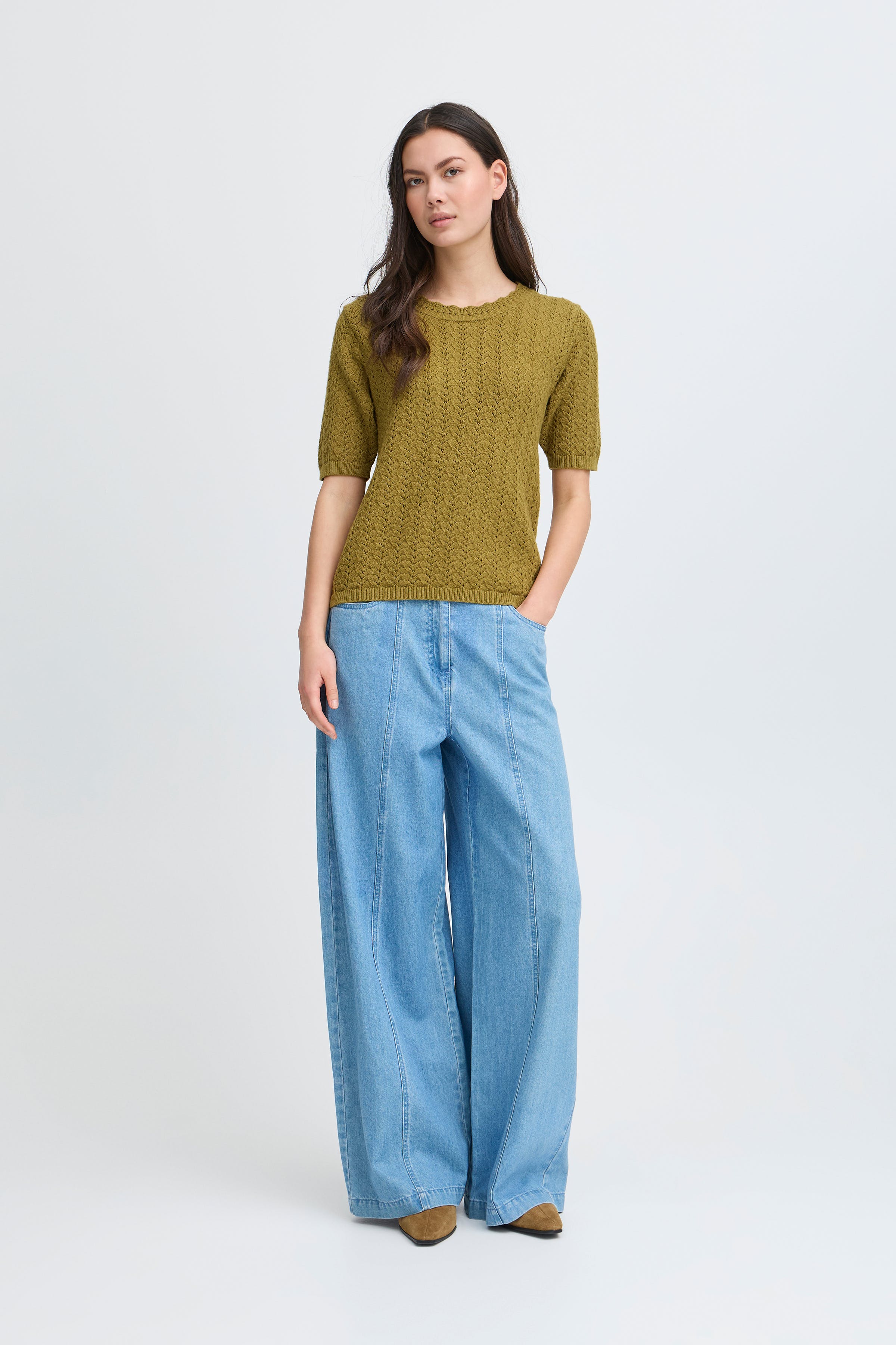 IRMASIA Pullover LOOKBOOK FRONT 20124107-170636