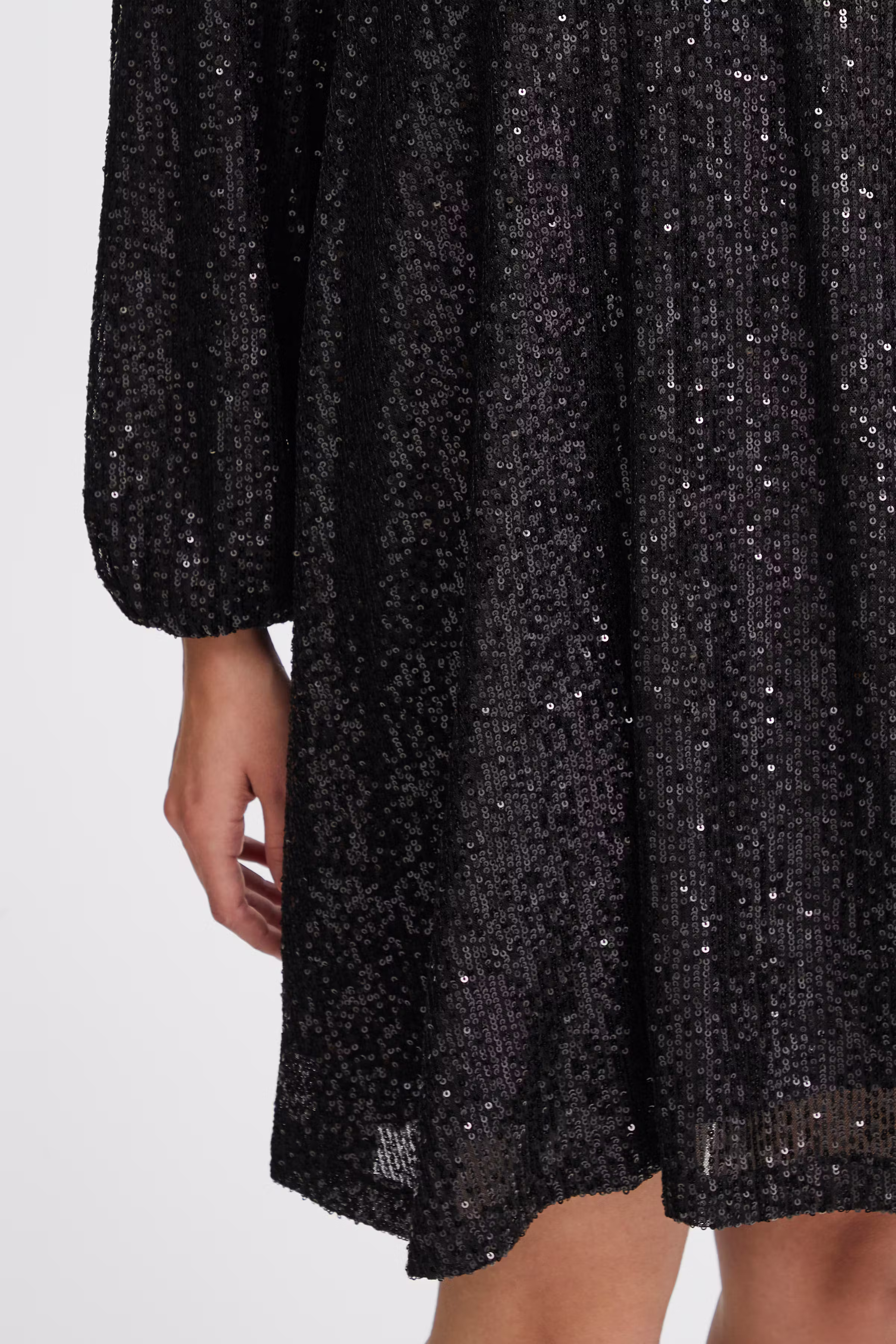 IHFAUCI Kjole LOOKBOOK DETAIL 20120062-194008