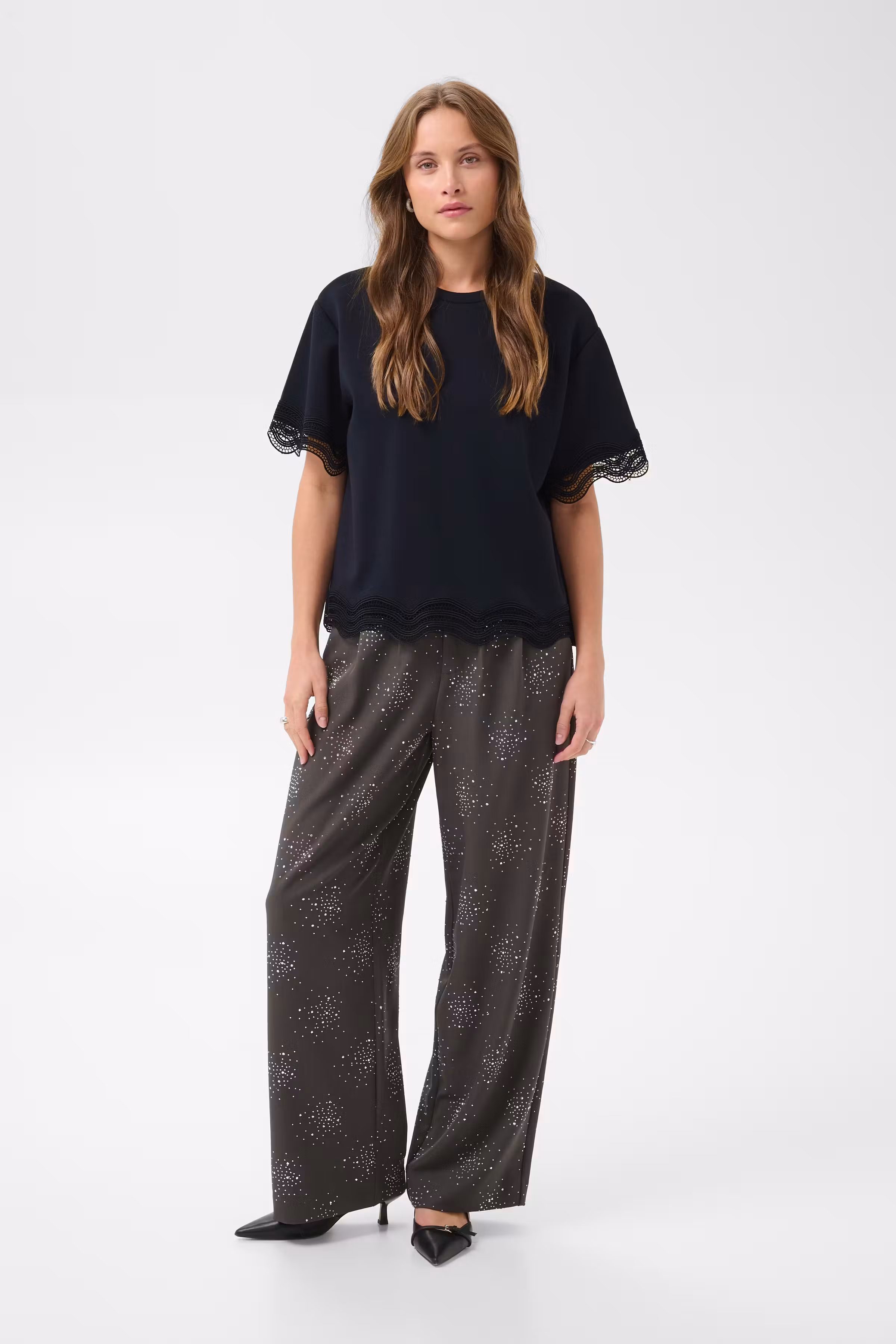 UmilaSZ T-shirt LOOKBOOK FRONT 30515586-193924