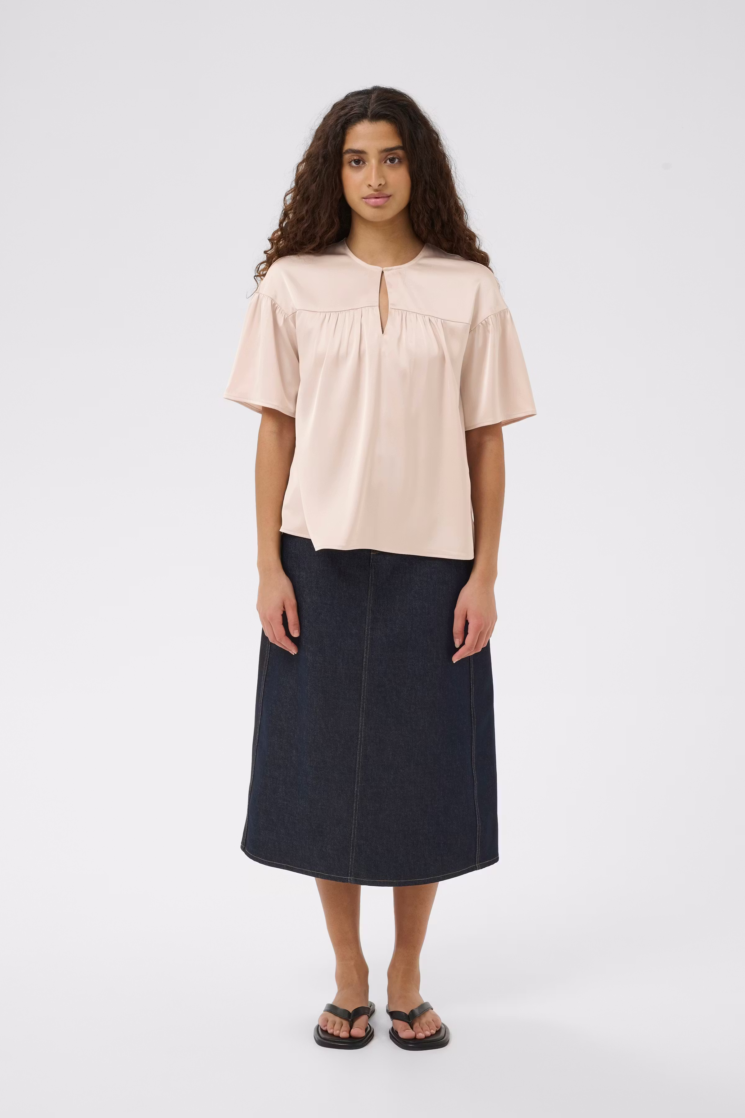 LAKEIW Top LOOKBOOK FRONT 30112366-130403