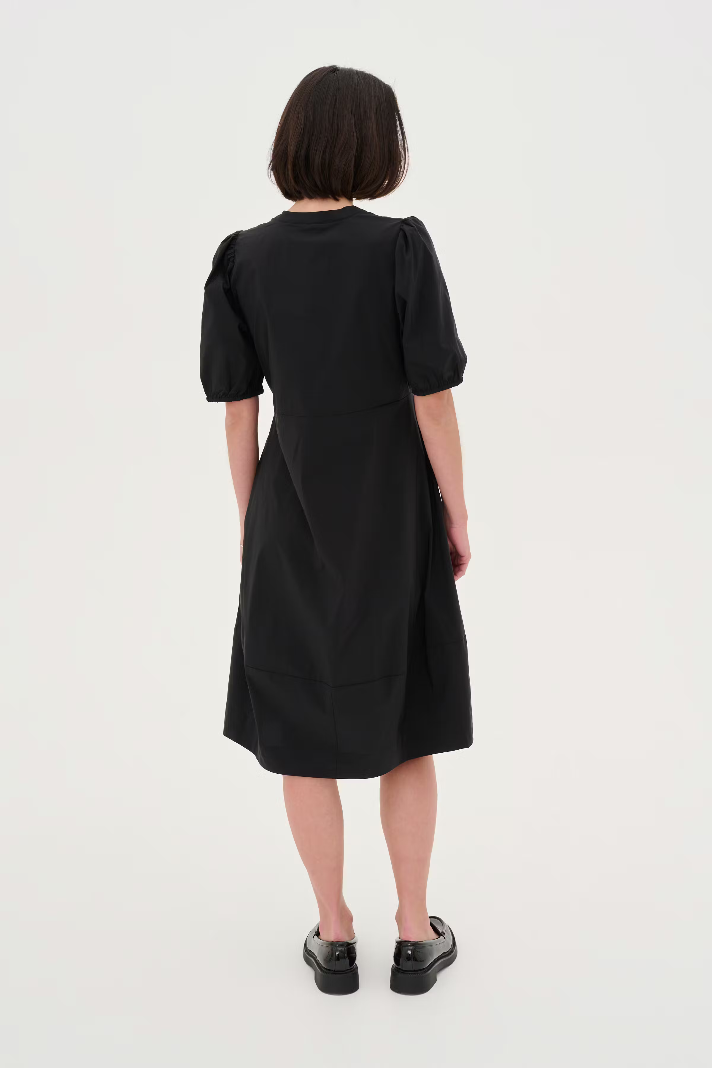 CUantoinett Kjole LOOKBOOK BACK 50110038-500012