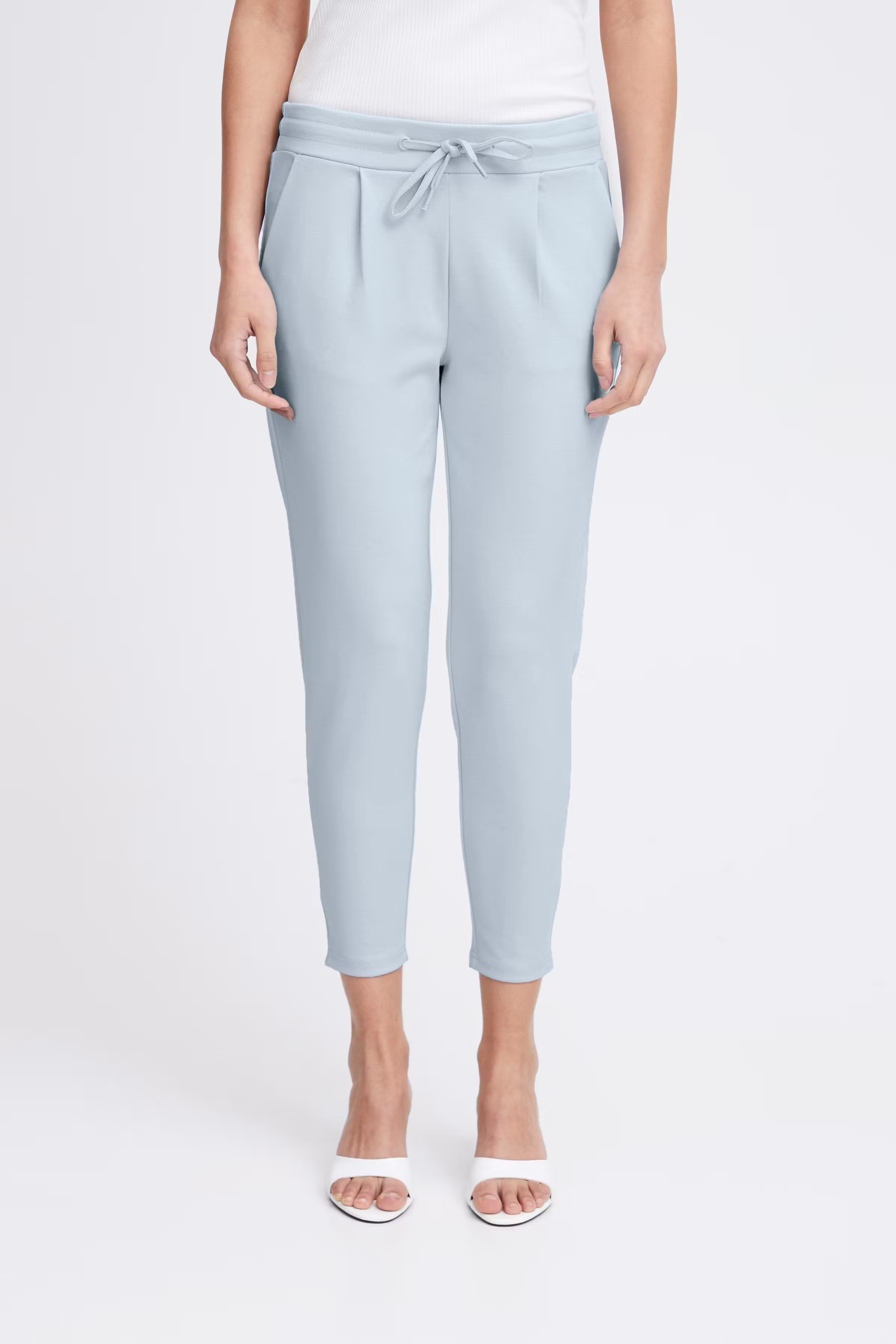 IHKATE Hose LOOKBOOK FRONT 20104757-144115