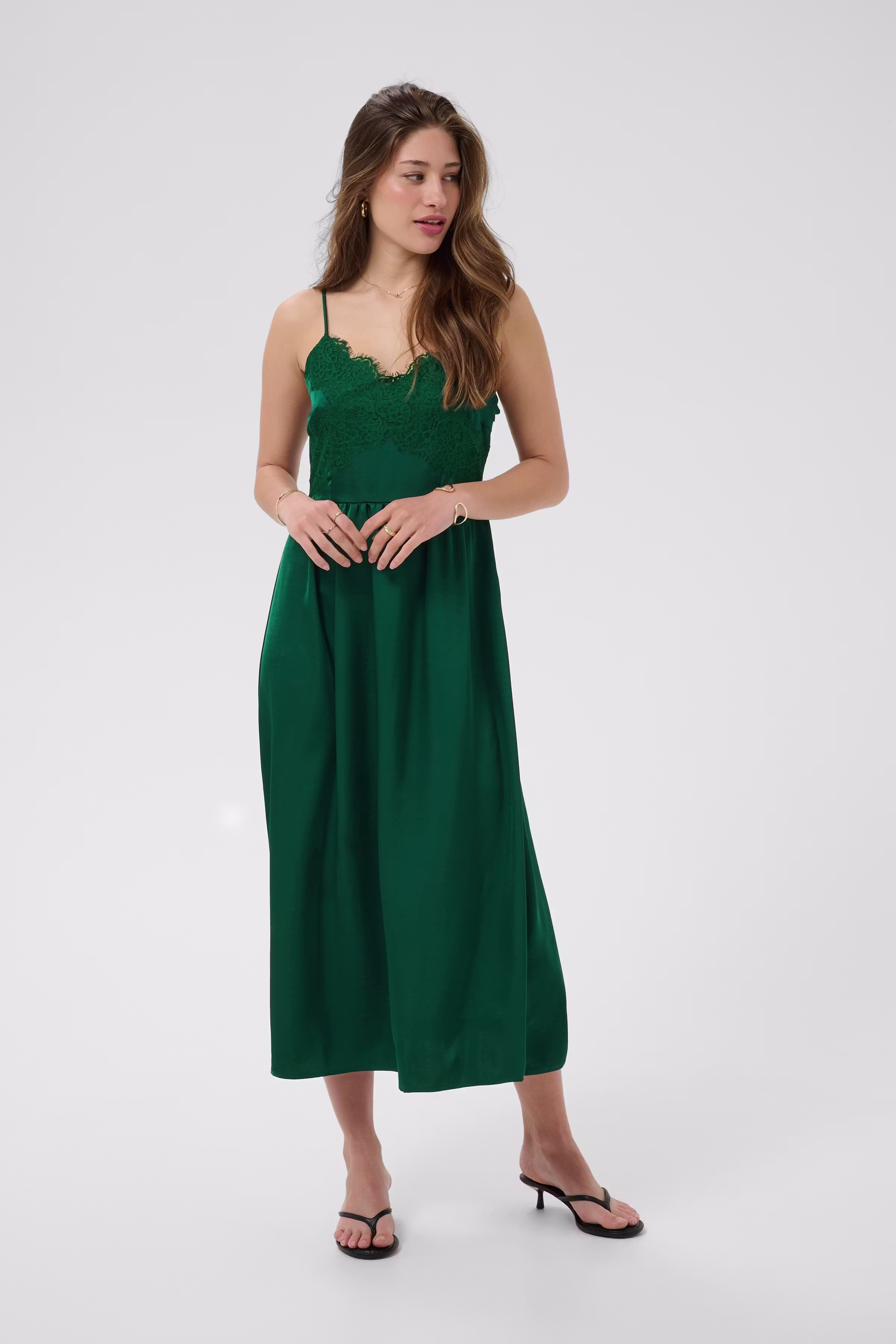 CRMeloda Dress LOOKBOOK FRONT 10615982-195320