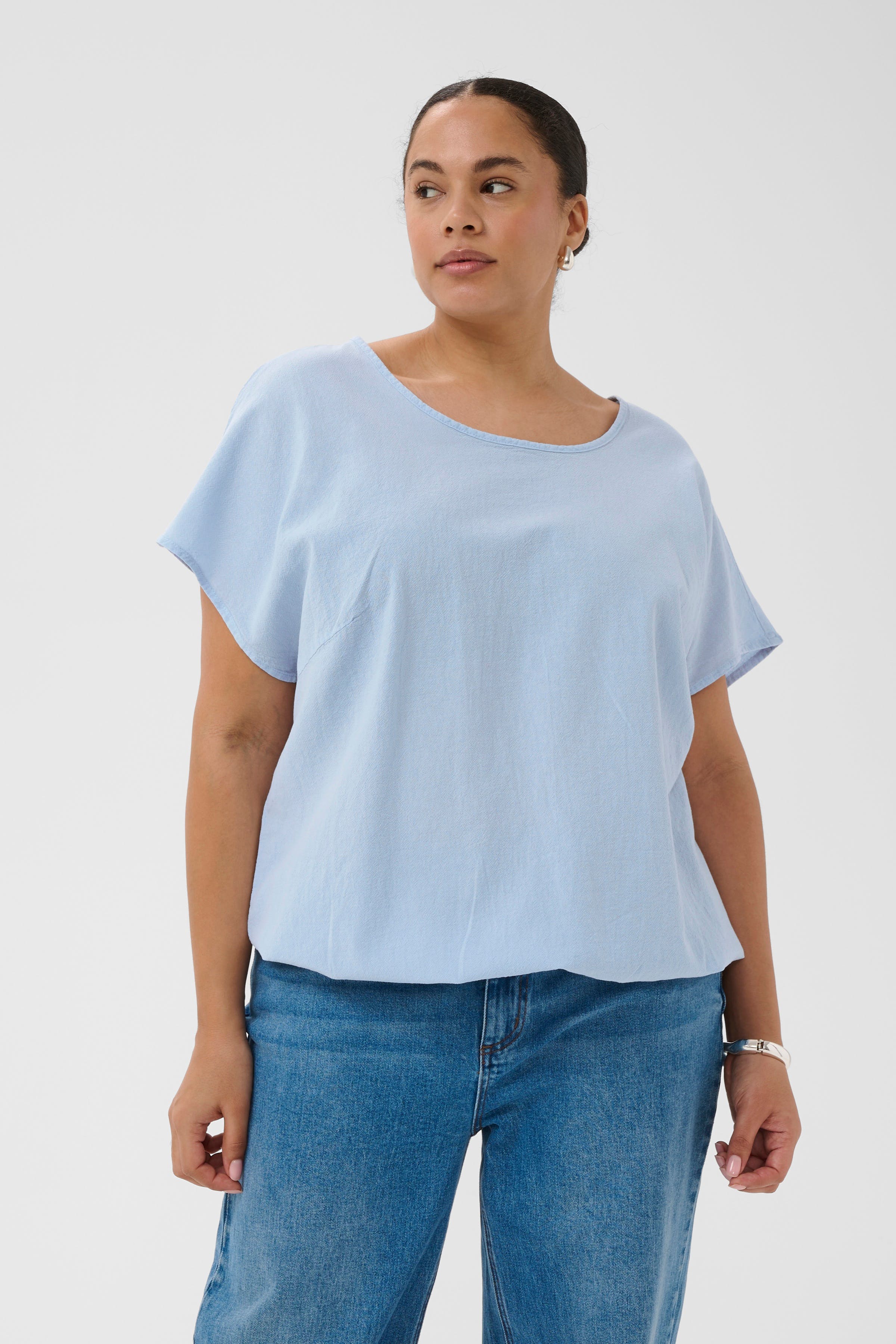 KCnana Blouse LOOKBOOK FRONT 10583965-154031