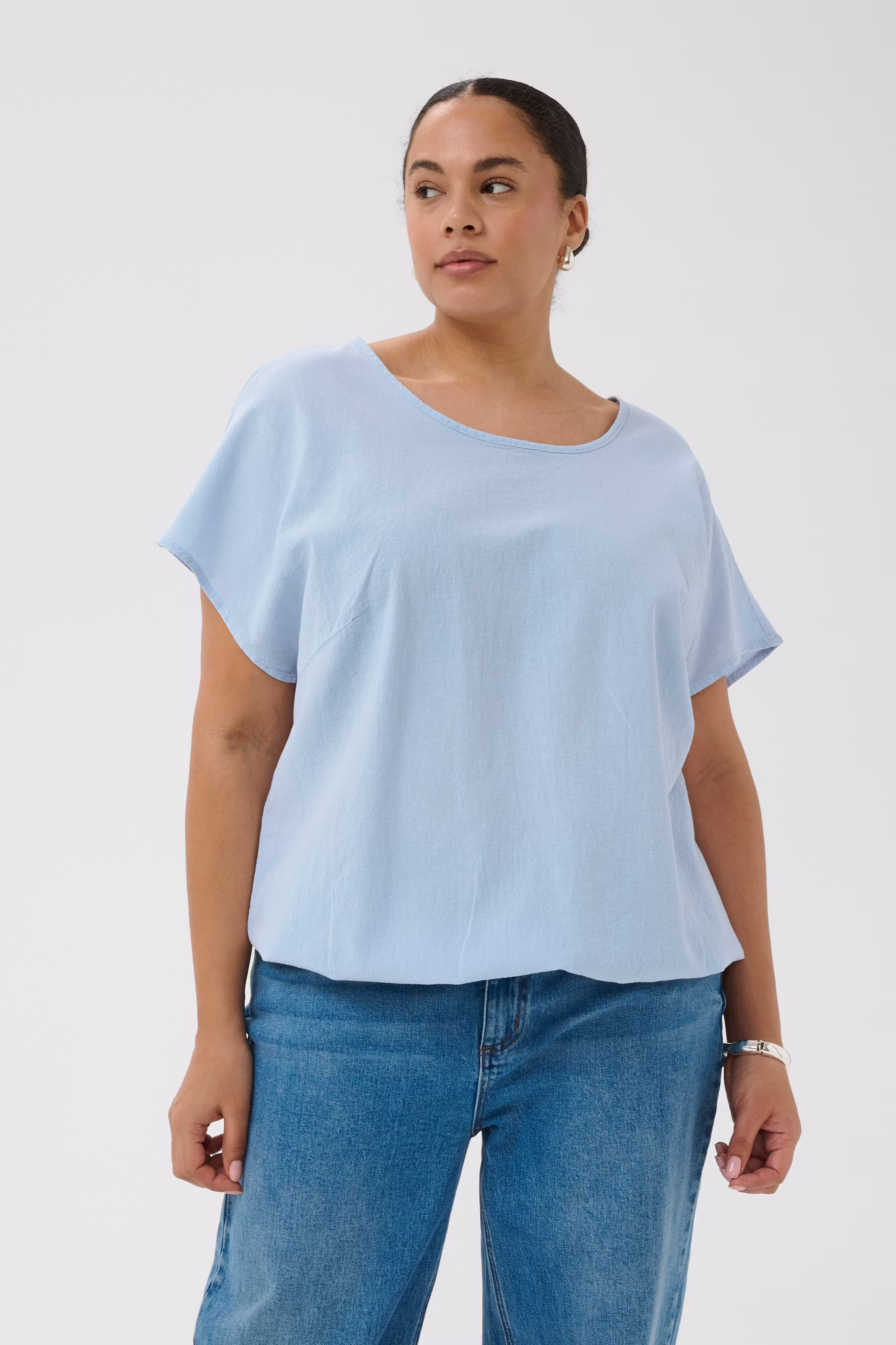 KCnana Blouse LOOKBOOK FRONT 10583965-154031