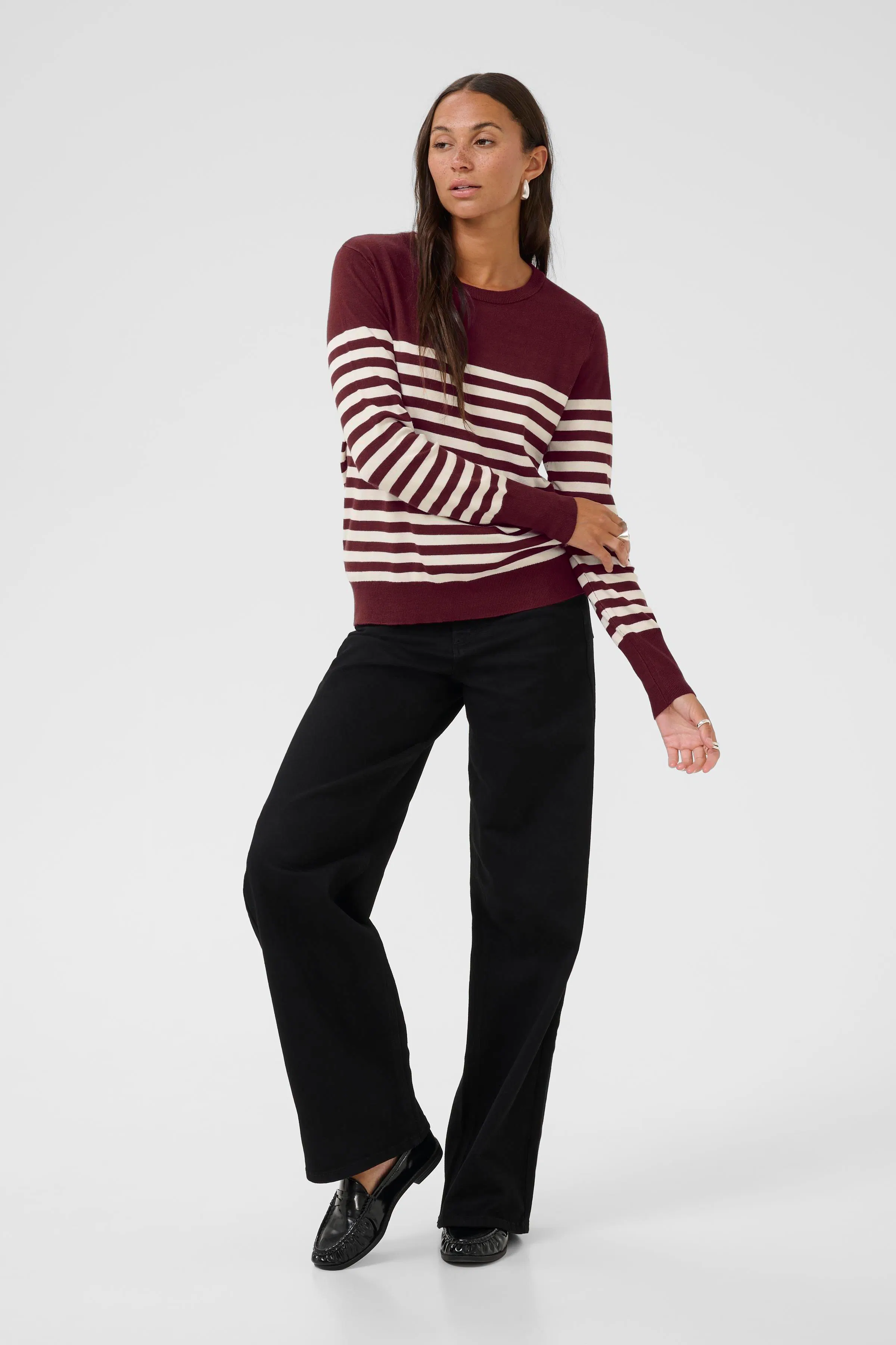 KAlizza Pullover LOOKBOOK FRONT 10509065-108418