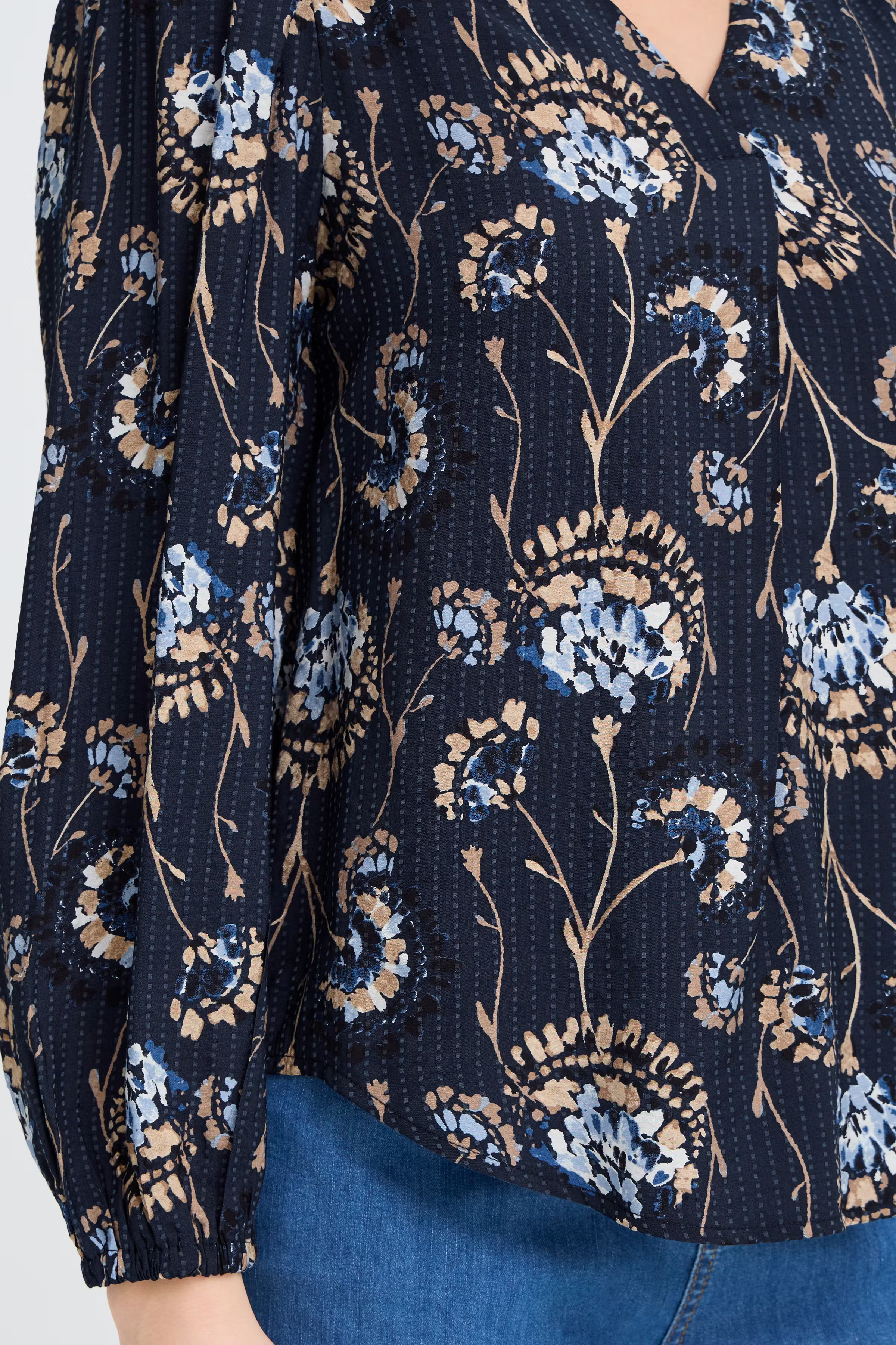 FRKALIA Bluse LOOKBOOK DETAIL 20617836-900008161