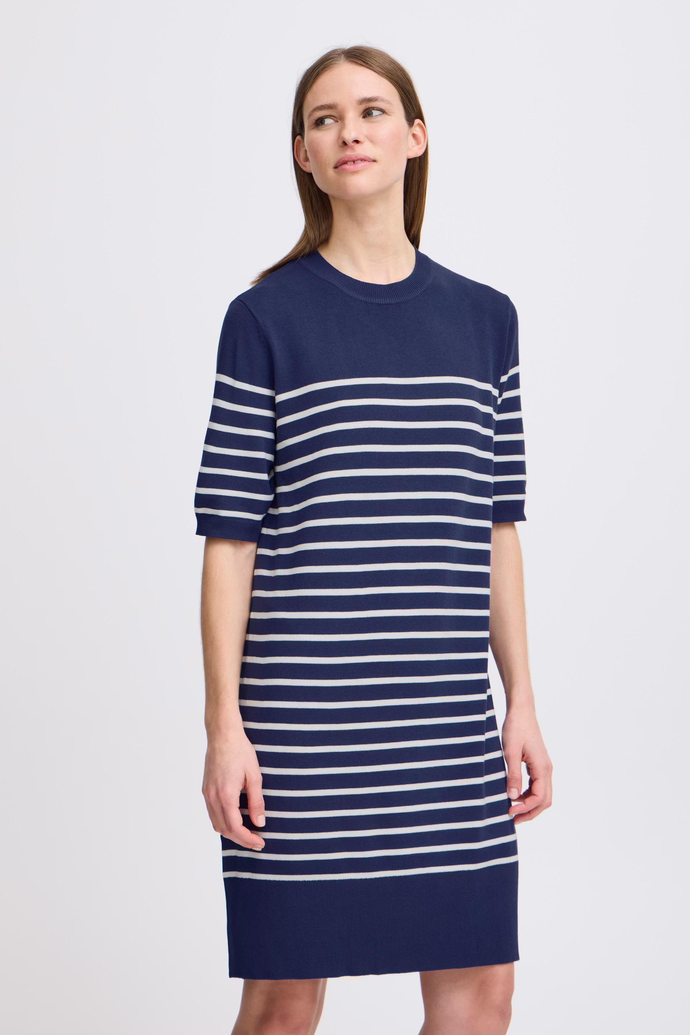 BYMMORLA Kleid LOOKBOOK FRONT 20816301-203993