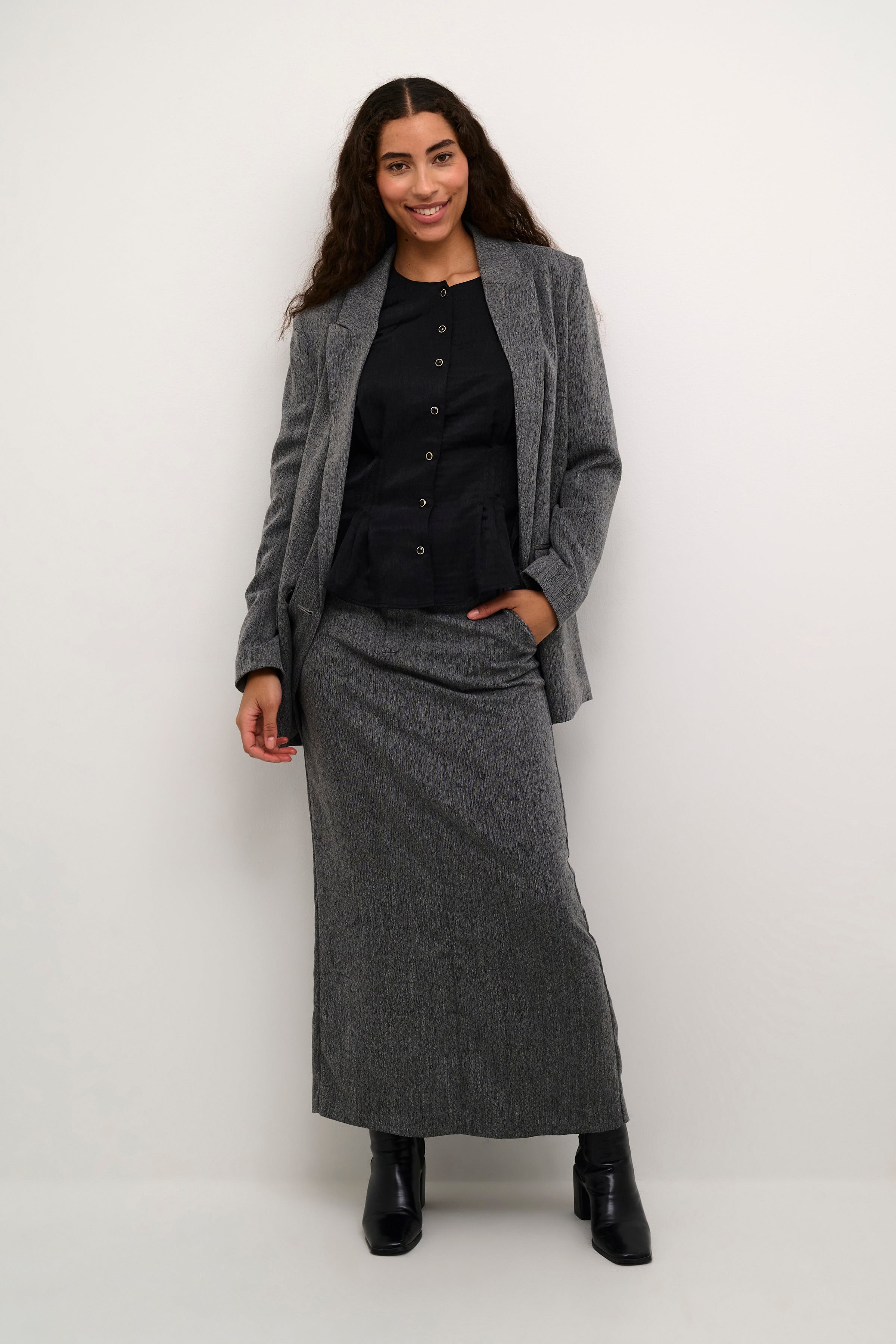 KAjosie Rock LOOKBOOK FRONT 10509029-100123