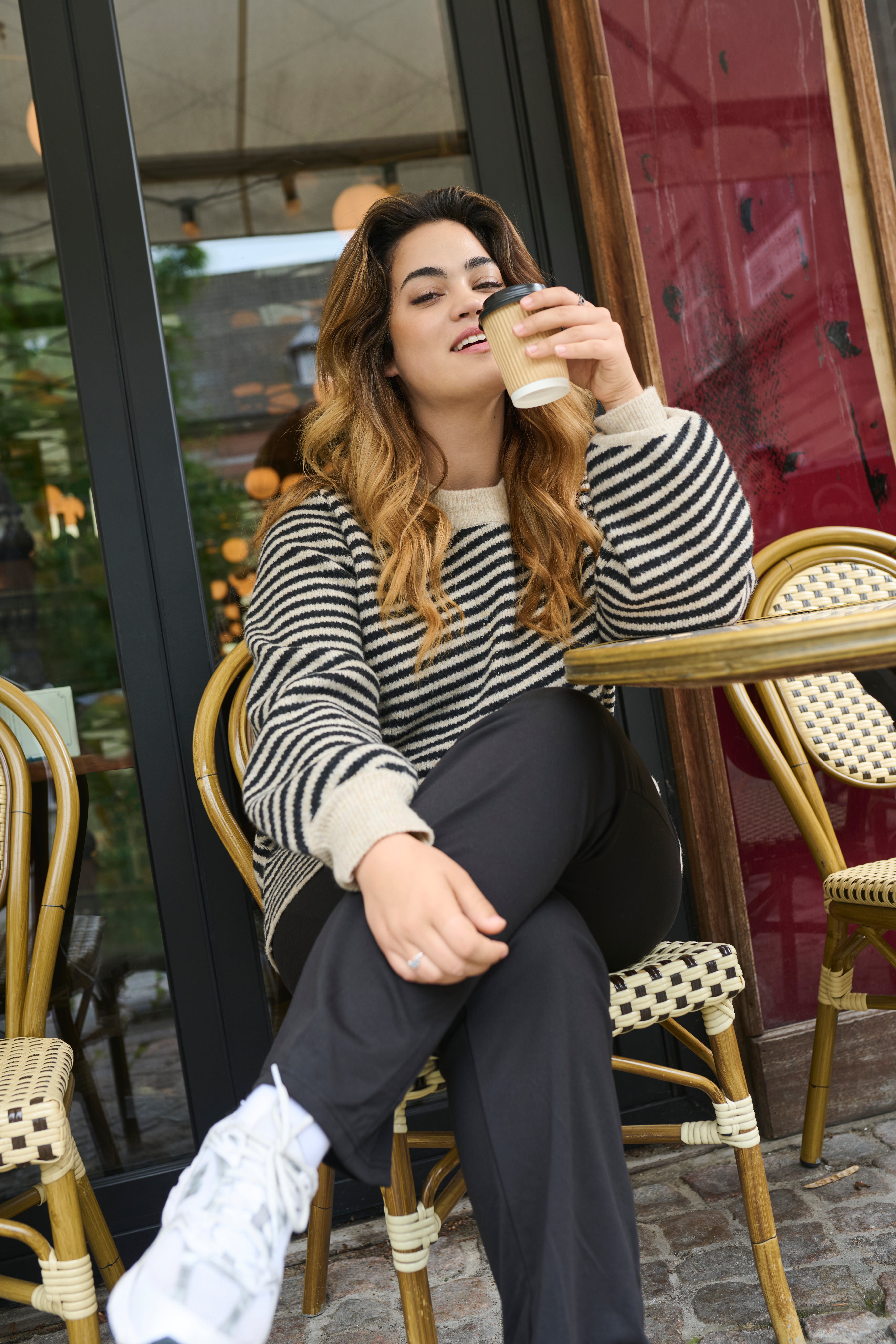 KCjenna Flared Leggings LOCATION NONE 10582545-100121