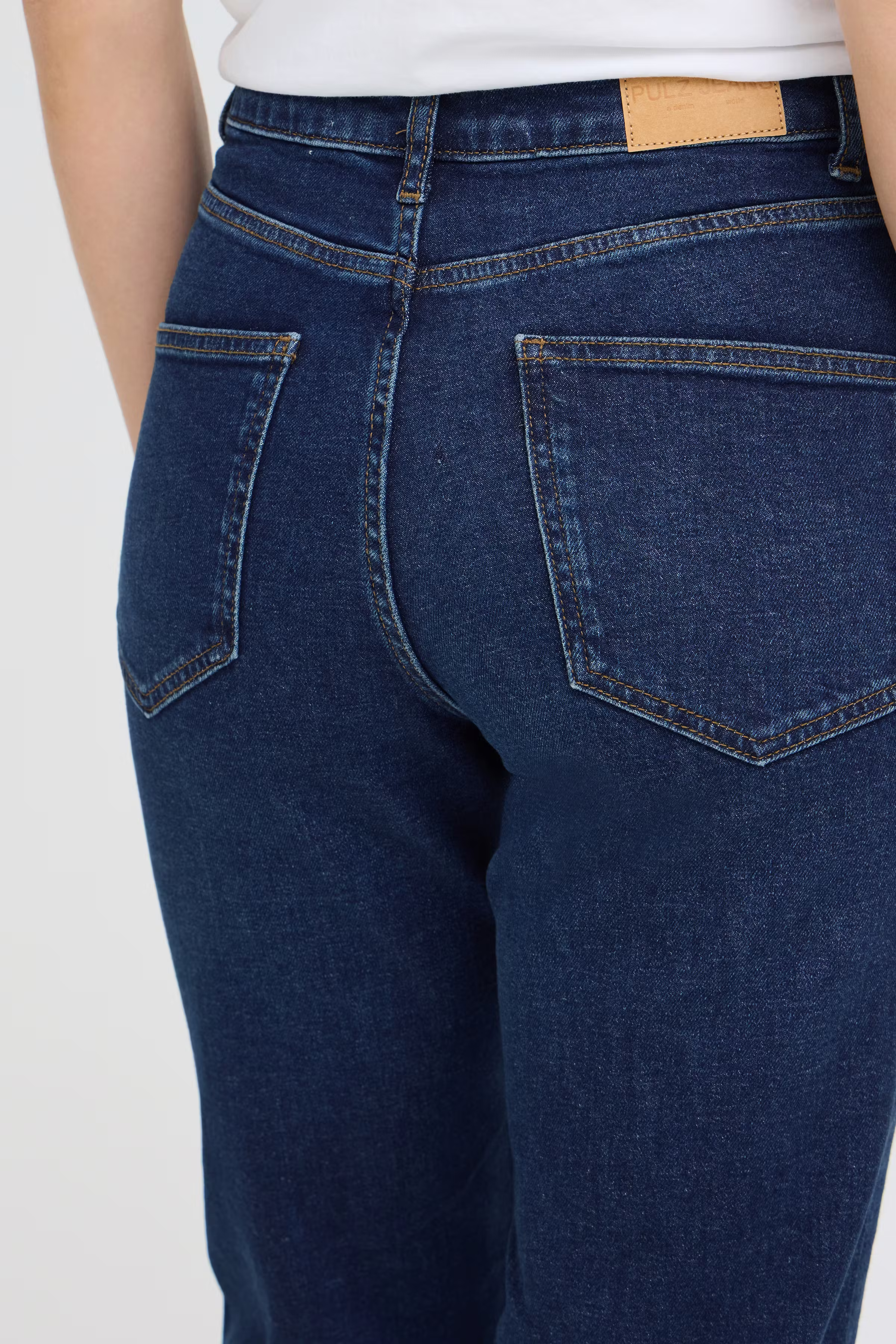 PZLIVA UHW Jeans Straight Leg LOOKBOOK DETAIL 50206516-200002