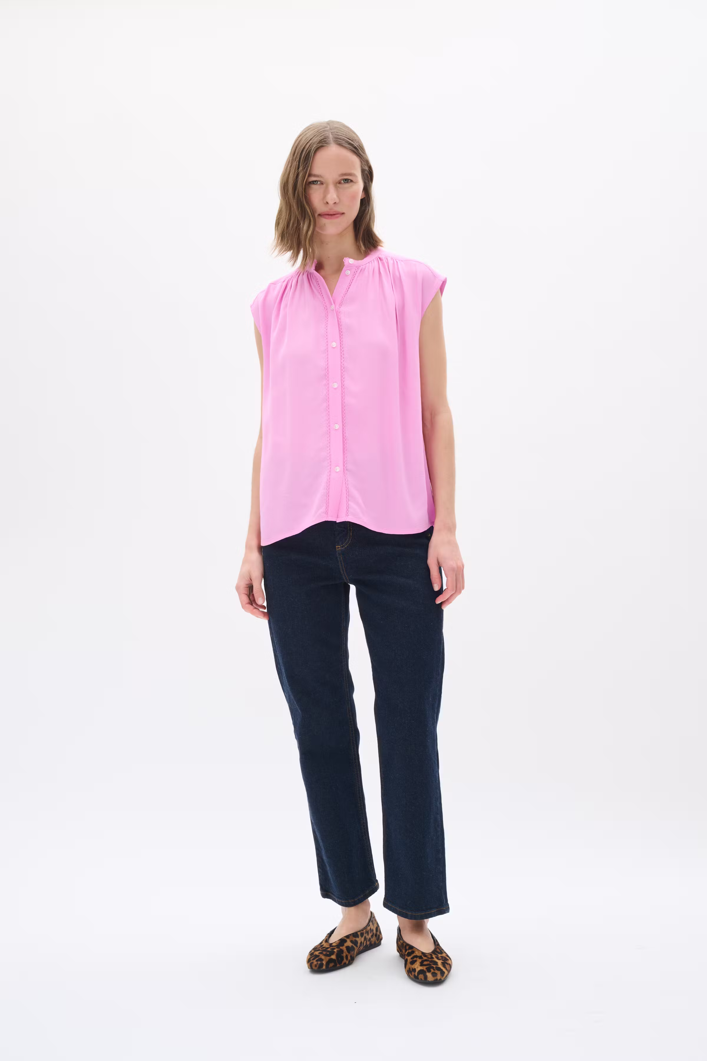 FallonIW LOOKBOOK FRONT 30110443-163118