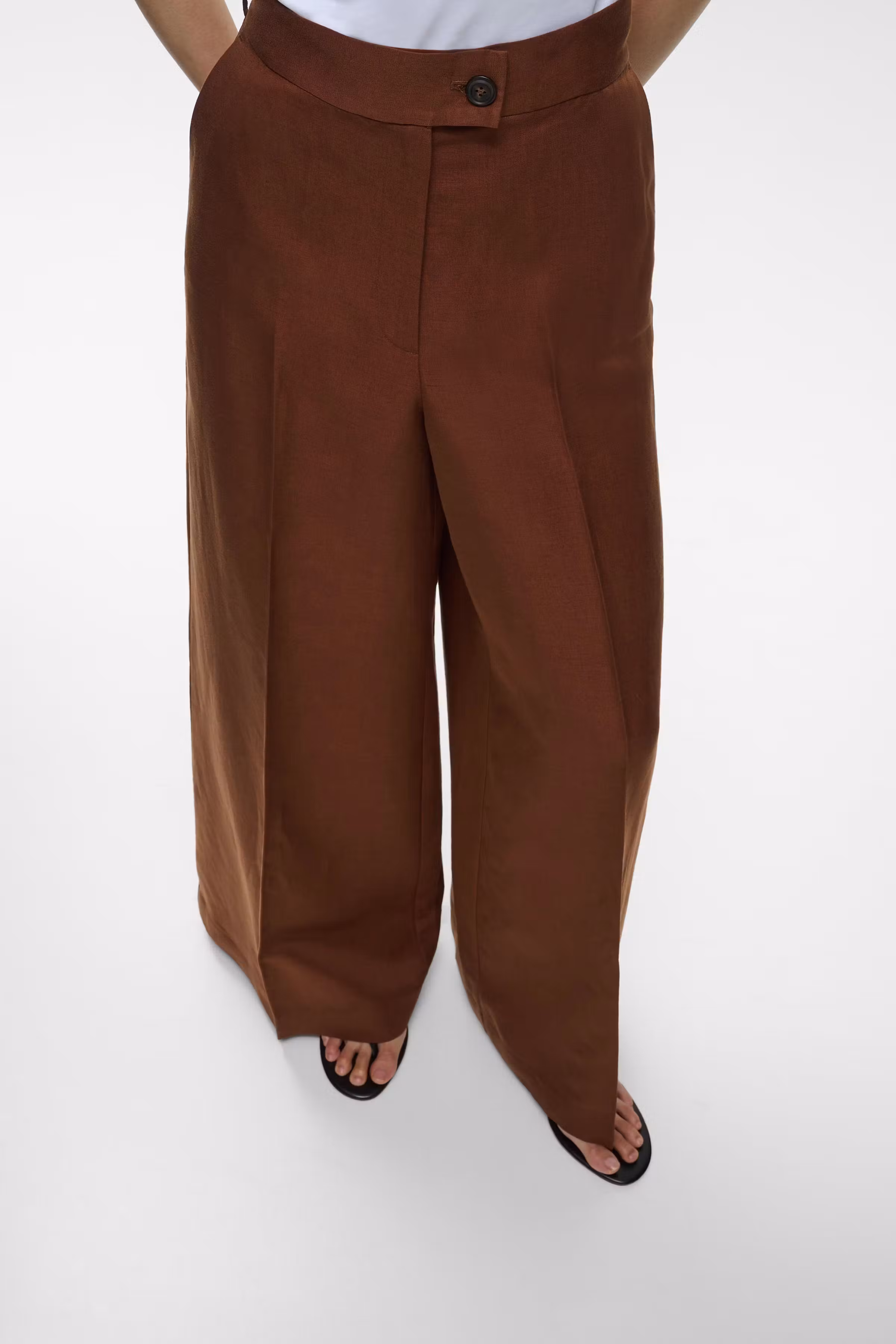 IOPIERA Trousers LOOKBOOK DETAIL 30600622-BR206