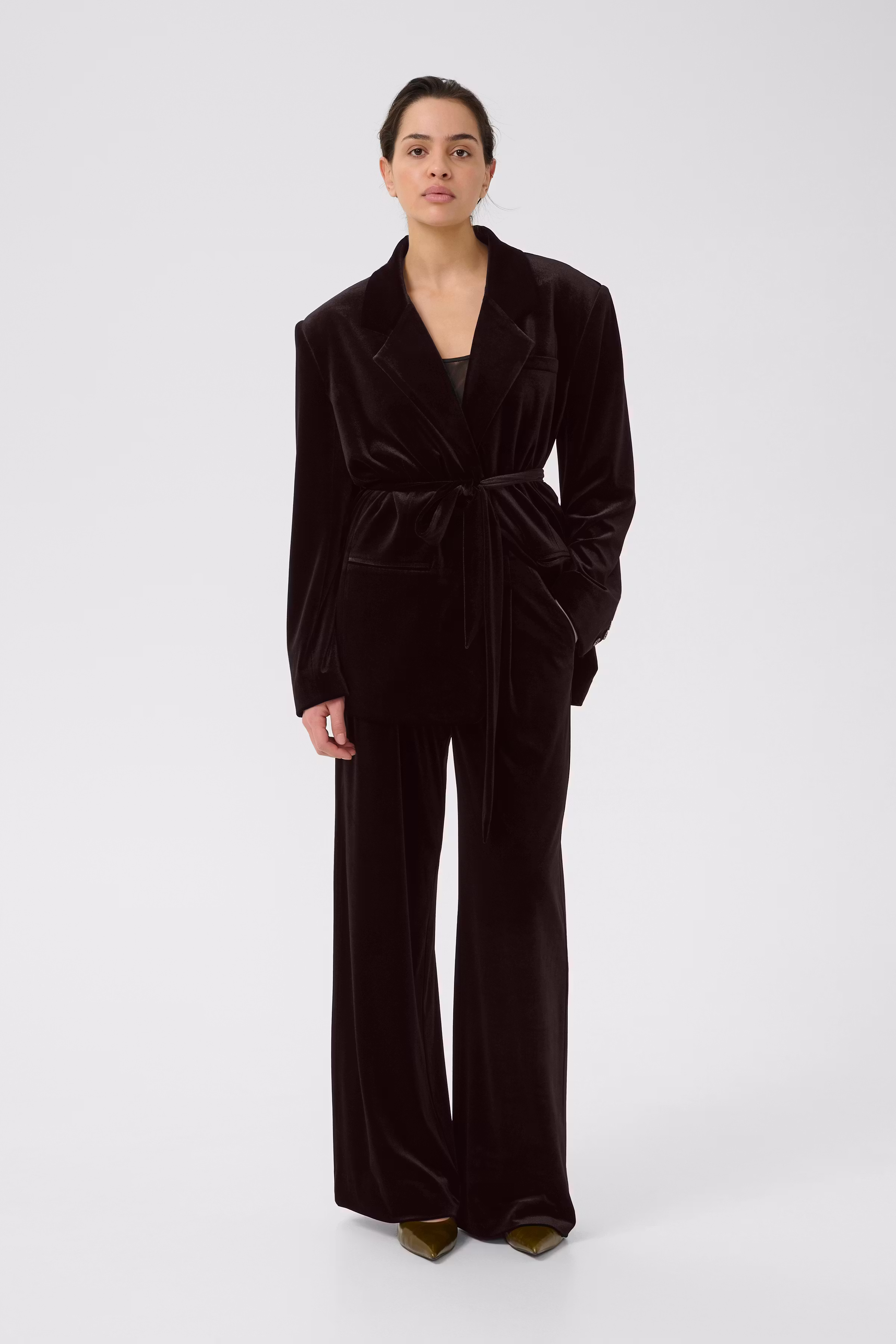 GZvitta Blazer LOOKBOOK FRONT 10910717-191018