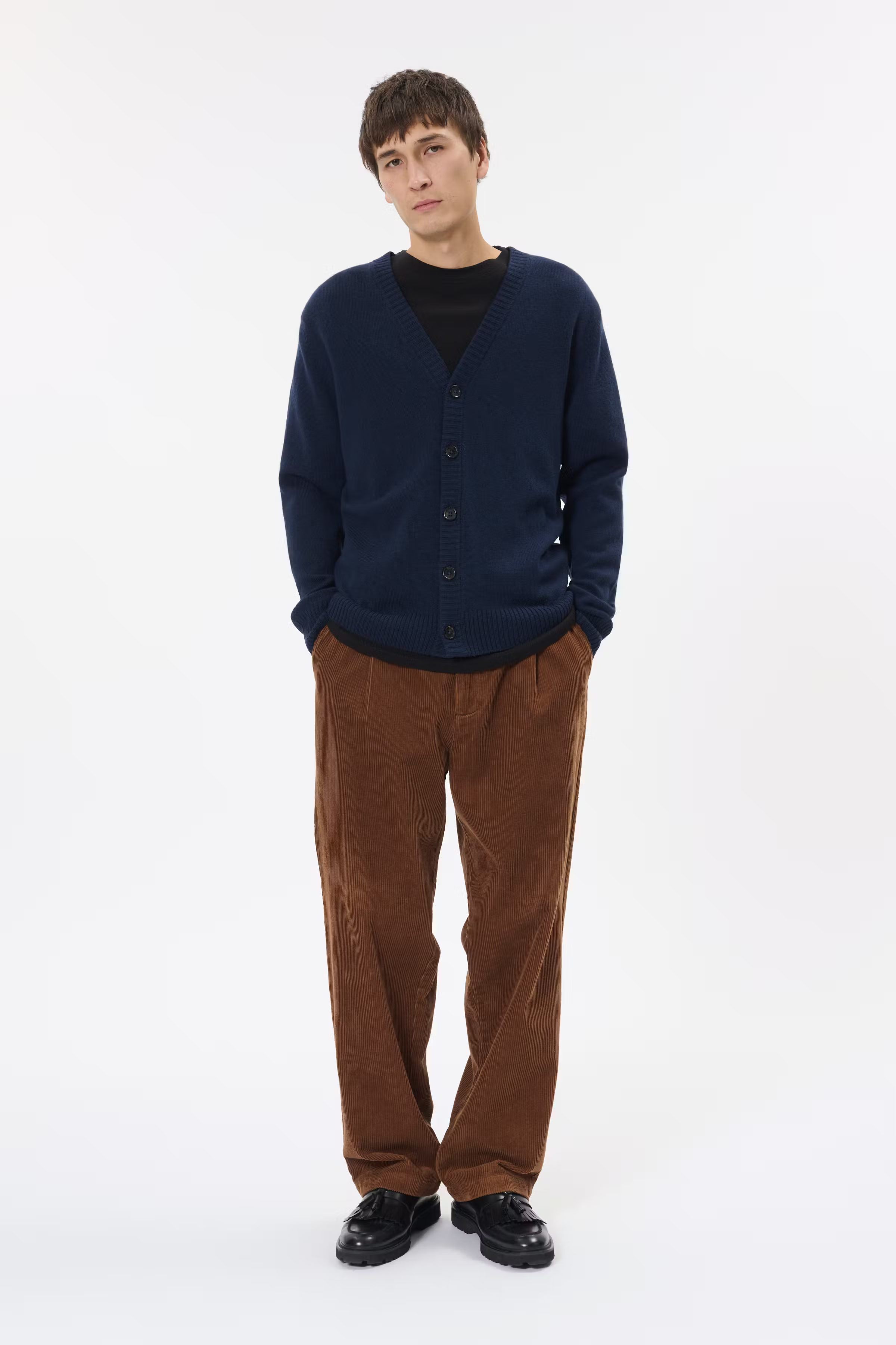 MAalpin Cardigan LOOKBOOK FRONT 30208827-194011