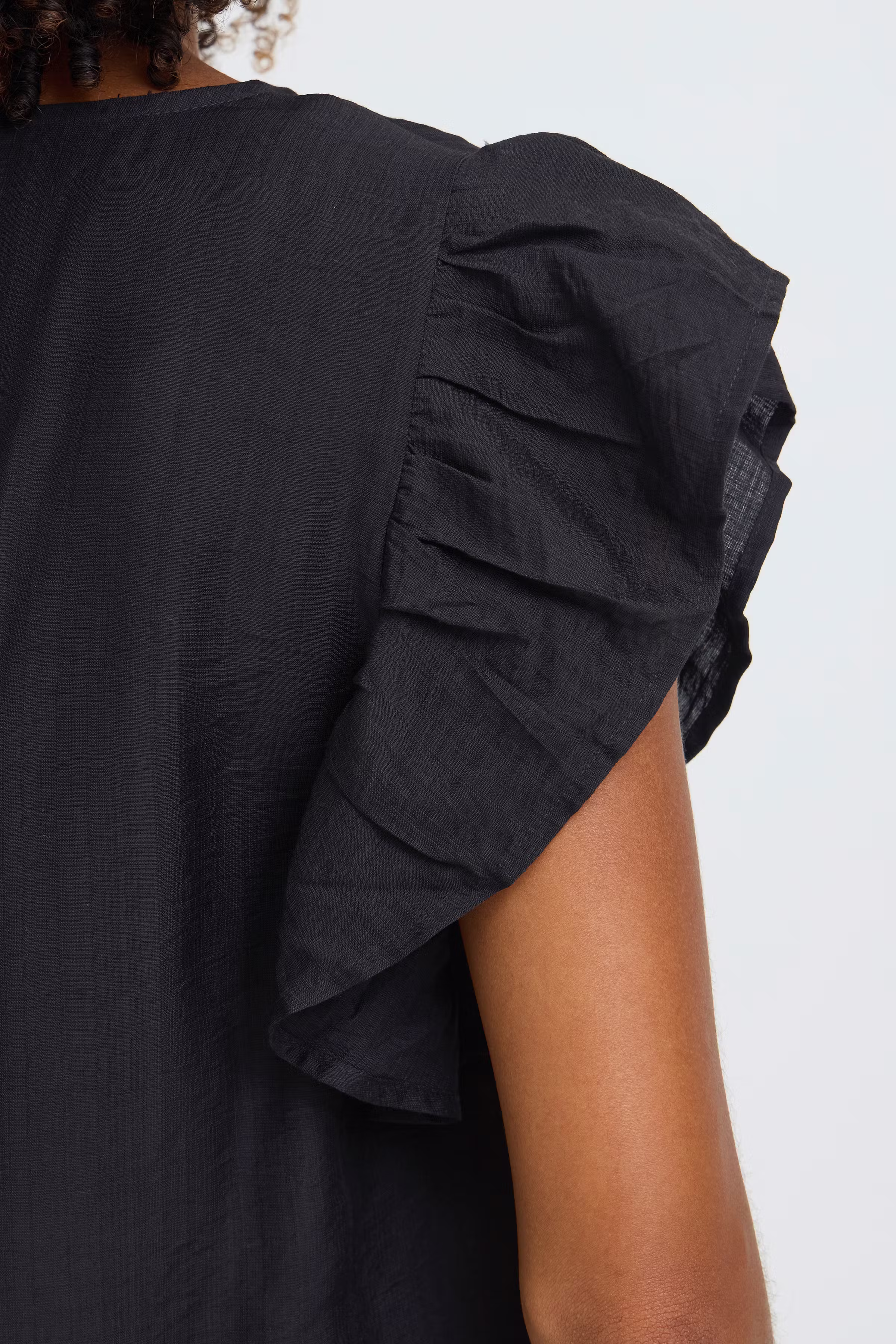 IHHETTA Bluse LOOKBOOK DETAIL 20125513-194008