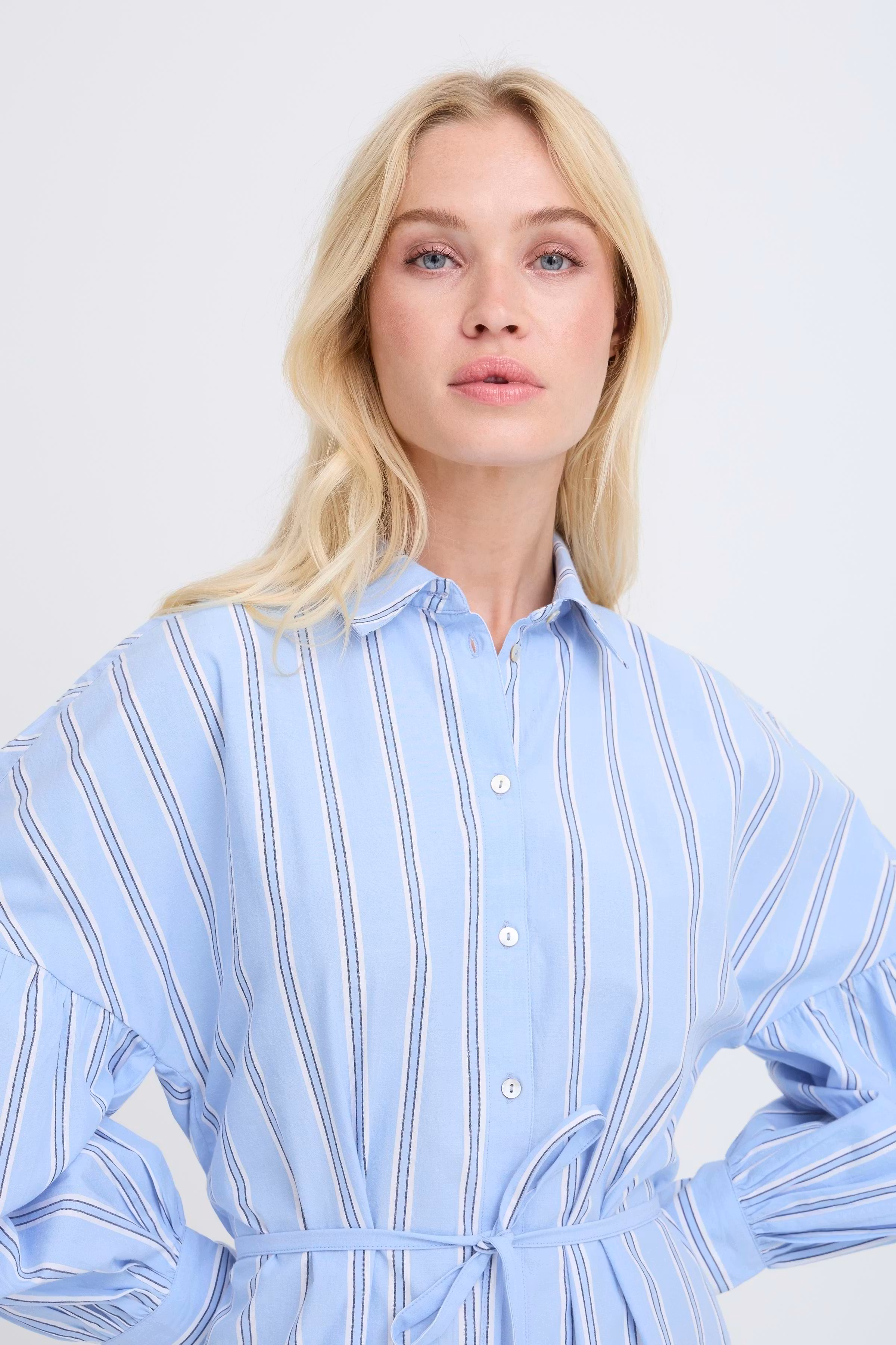 BYILAVA Jurk LOOKBOOK DETAIL 20818502-900003896