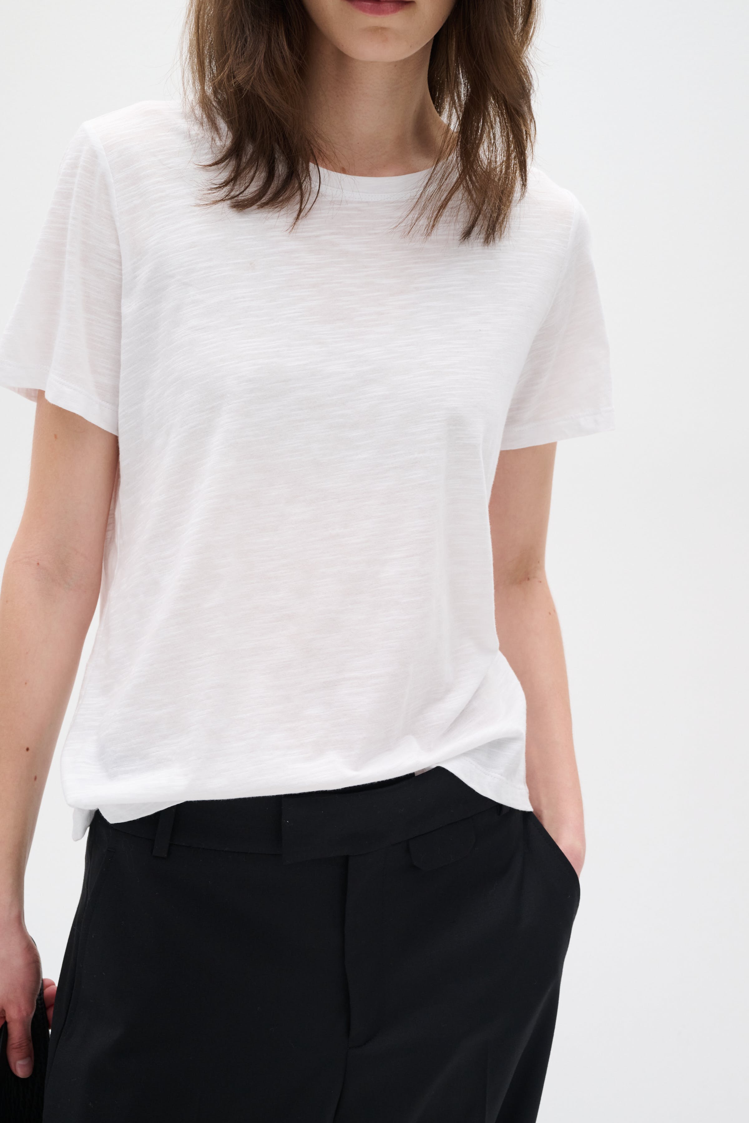 AlmaIW T-shirt LOOKBOOK DETAIL 30105276-300001