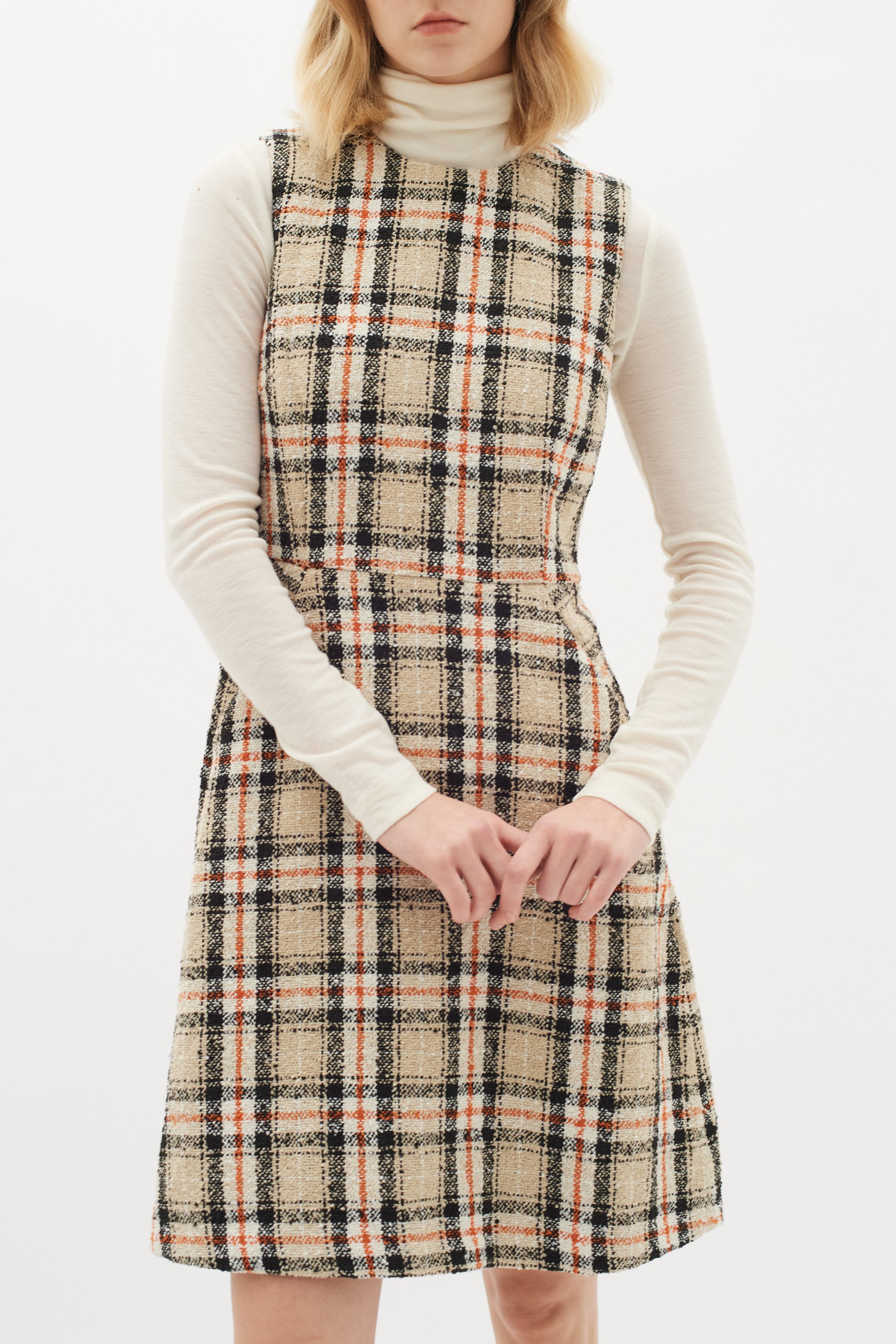 KamieIW Kleid LOOKBOOK FRONT 30109724-120601