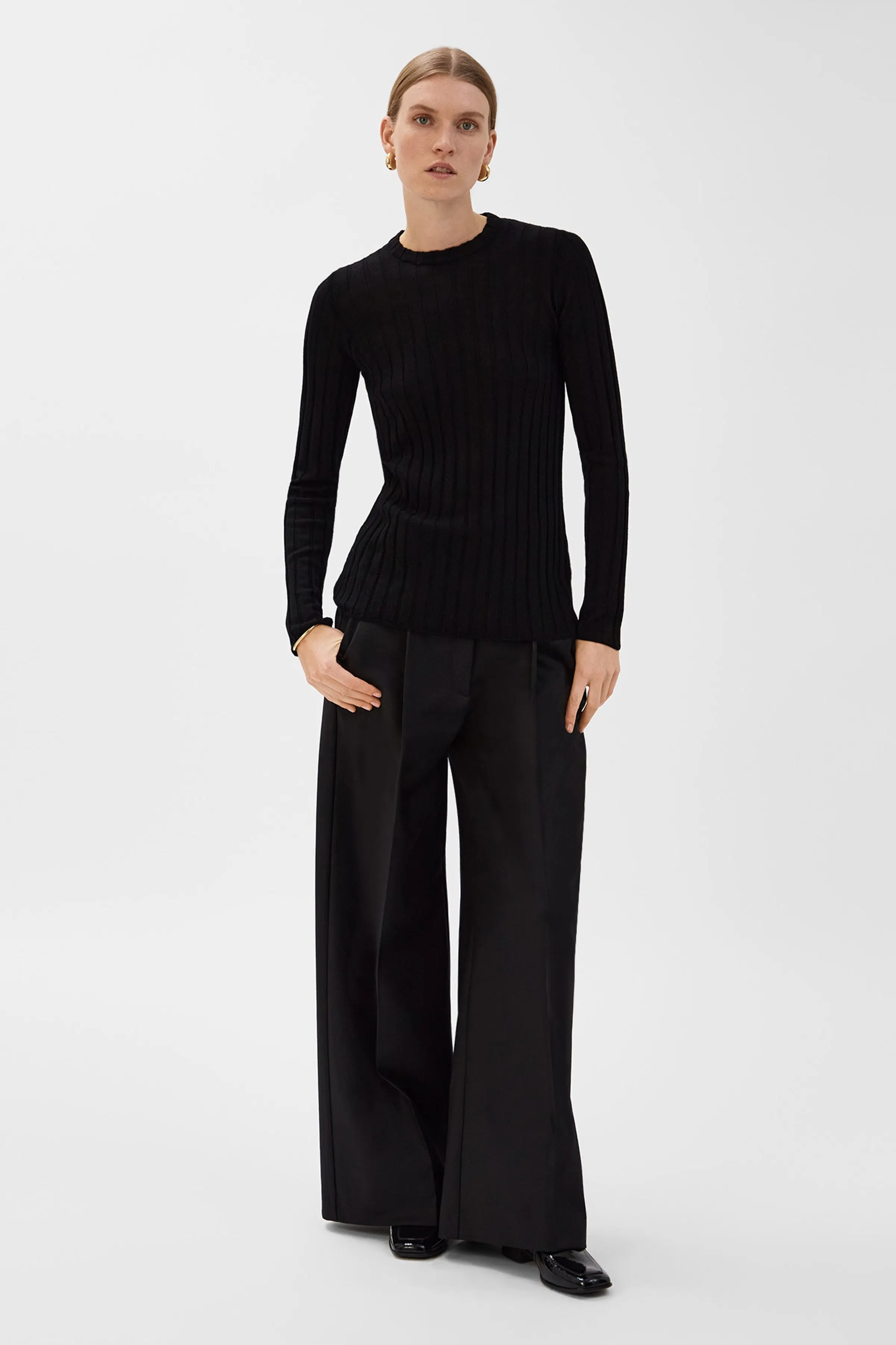 KACY Top LOOKBOOK FRONT 30600371-BK999