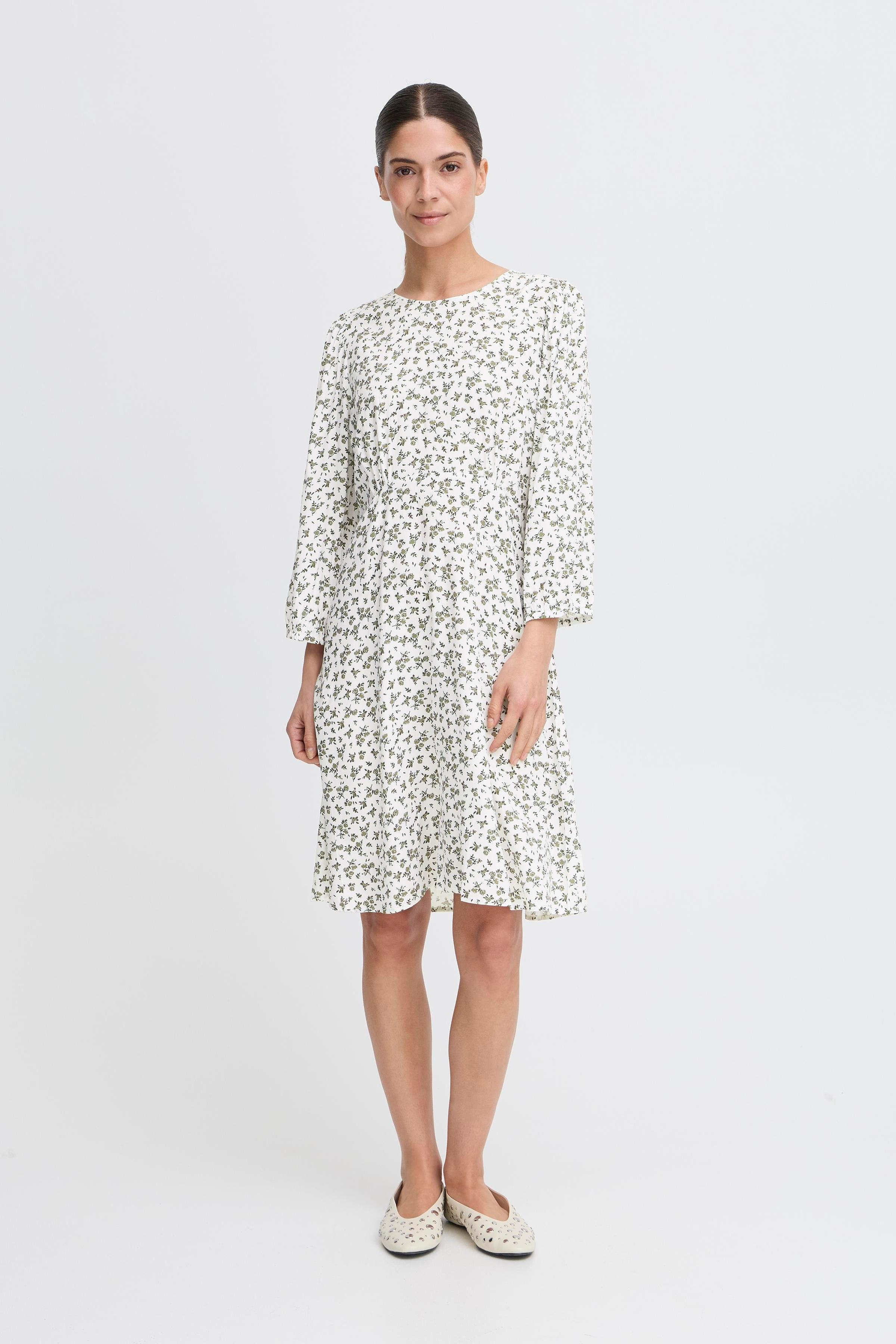 PZNELLY Kjole LOOKBOOK FRONT 50208980-205311