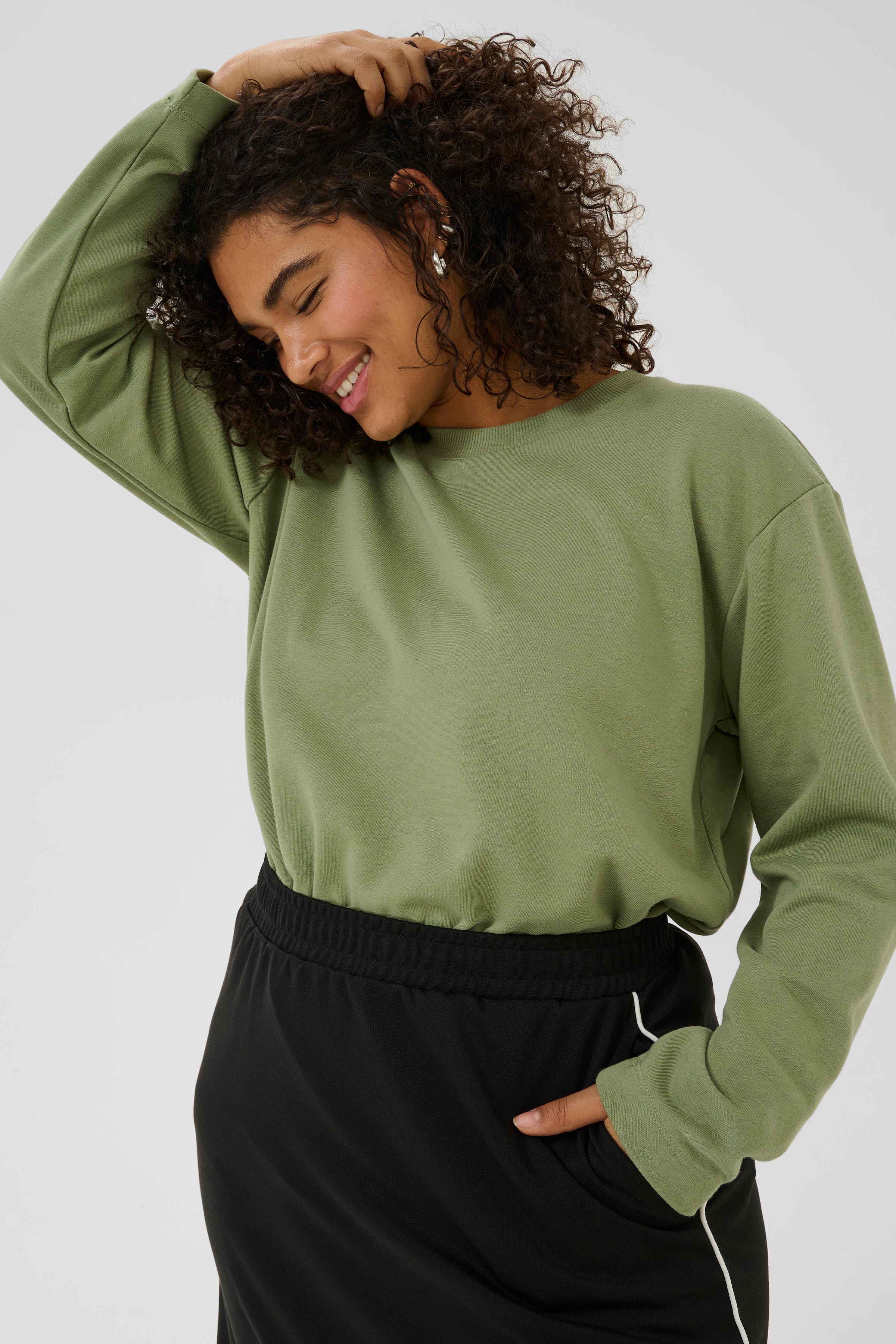 KCjenna Skirt LOOKBOOK DETAIL 10583526-100121