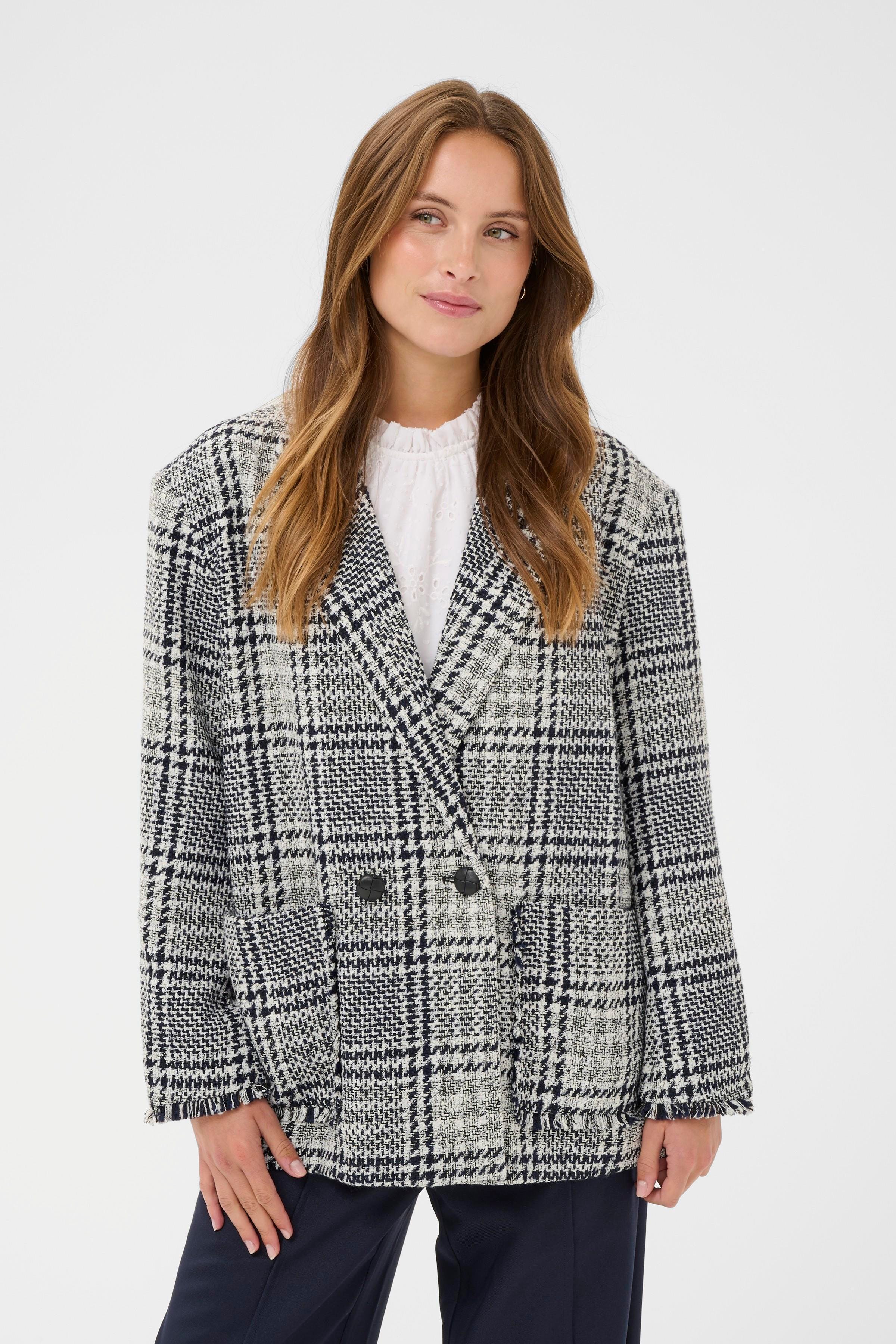 OttaSZ Mantel LOOKBOOK FRONT 30514661-110605