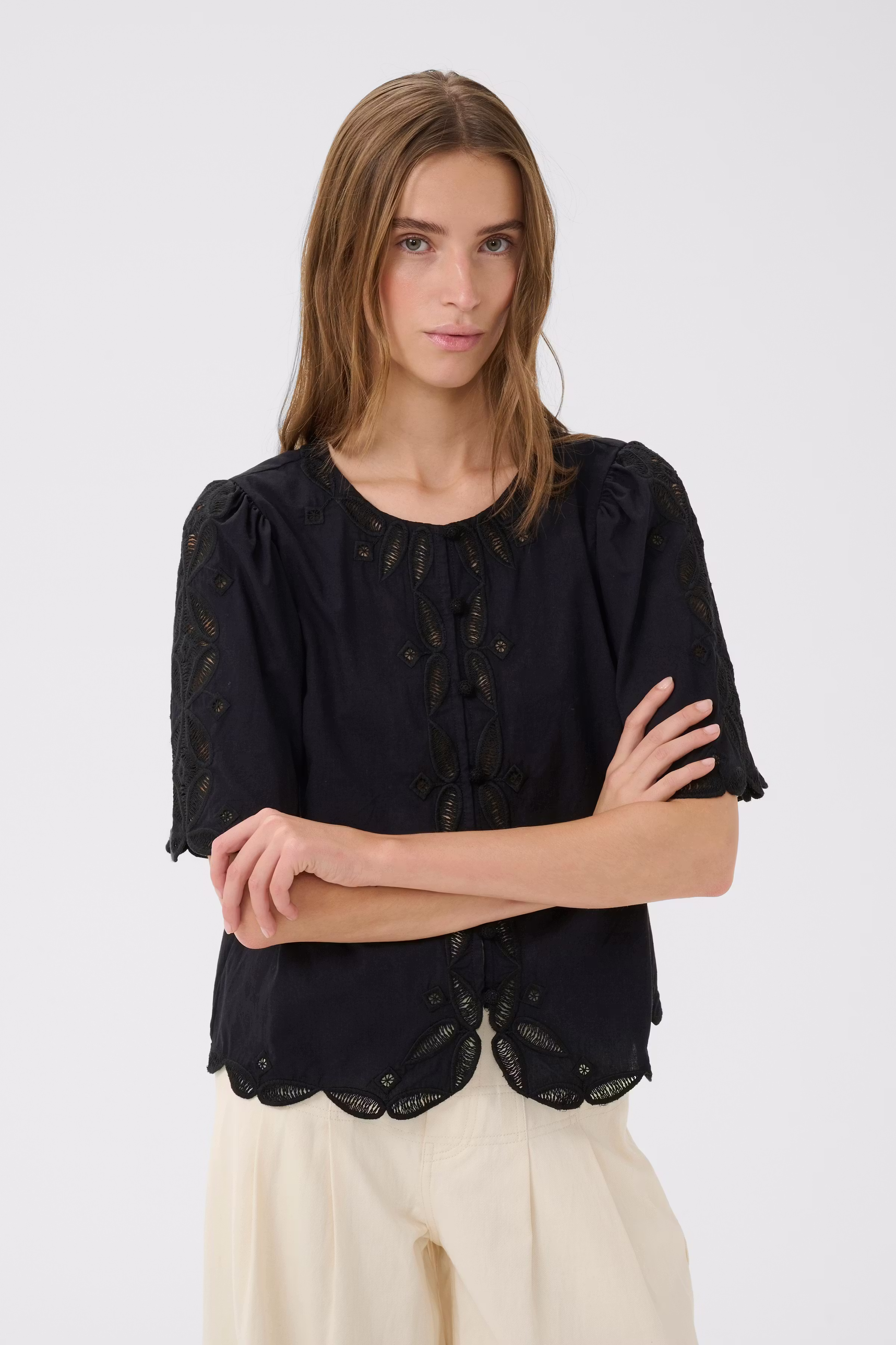 KBErlinda Bluse LOOKBOOK FRONT 10105913-194008