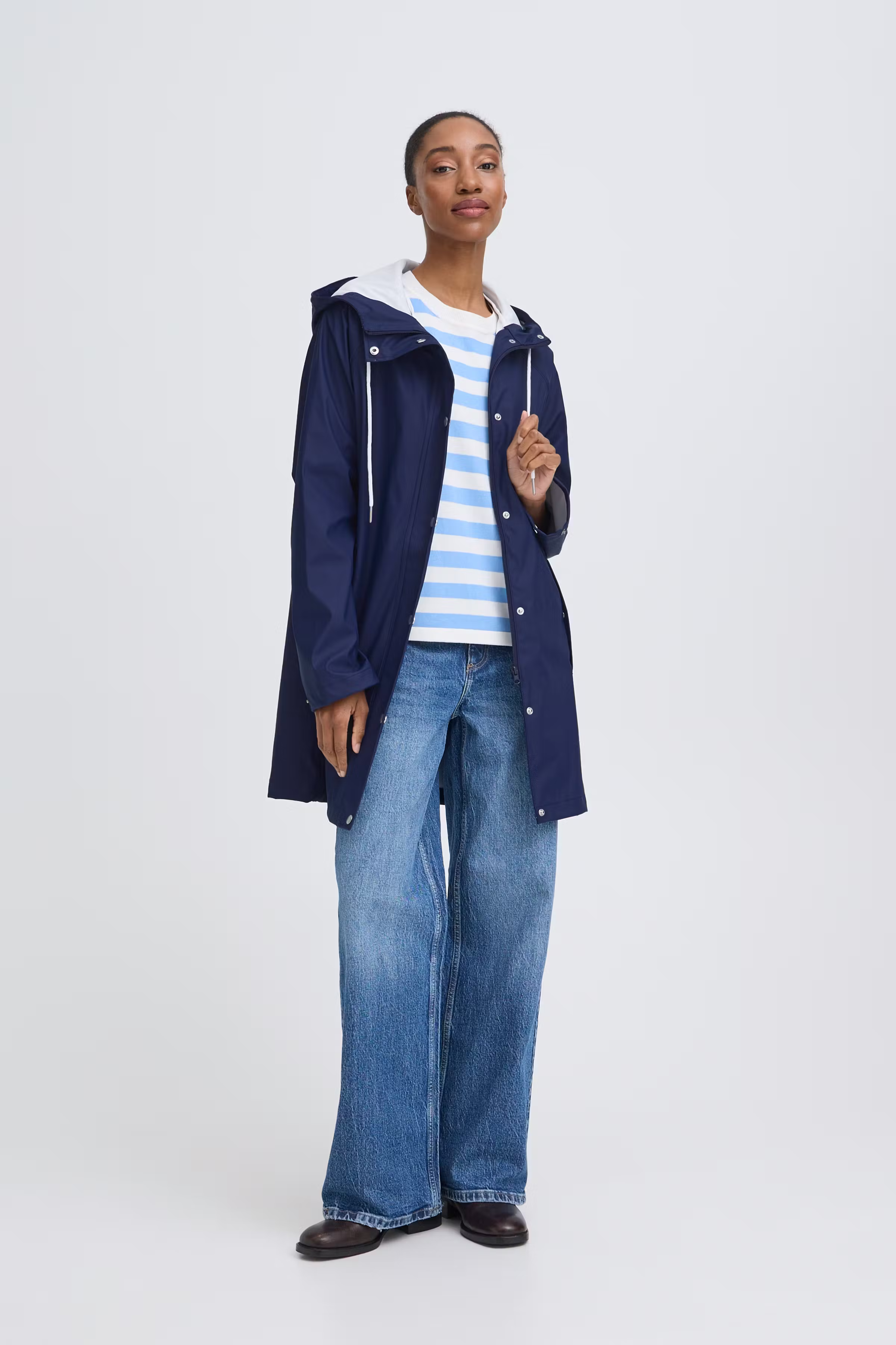 BYAVAN Regntøy LOOKBOOK FRONT 20818425-193933