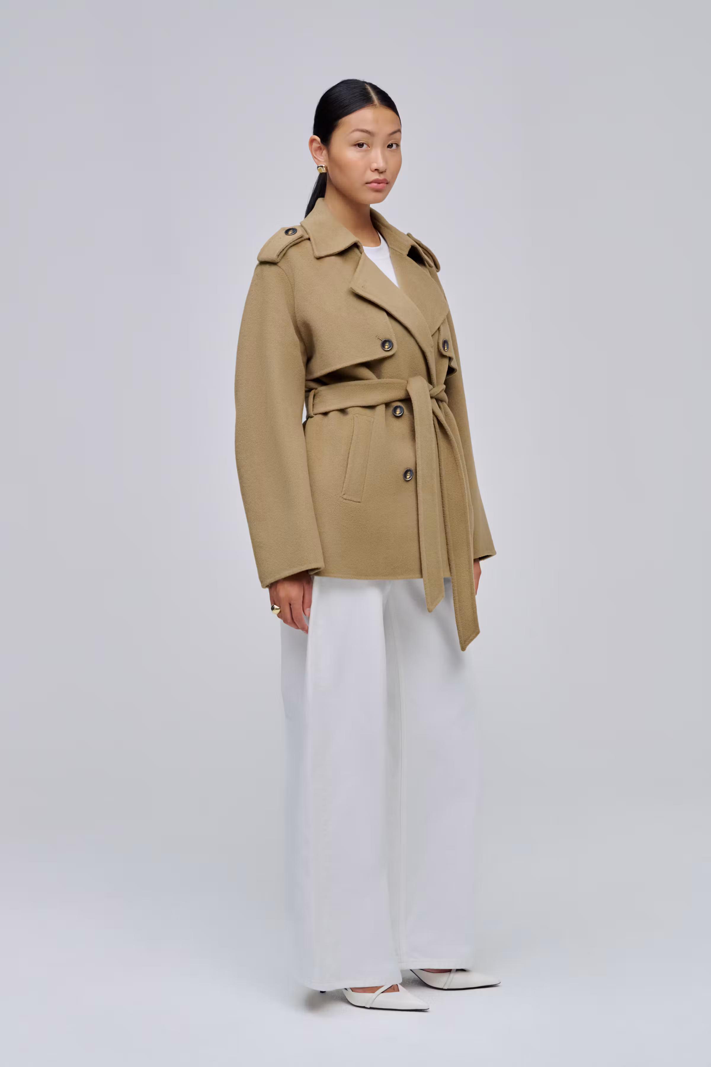 IOJuneMarie Coat LOOKBOOK FRONT 30600103-BE390