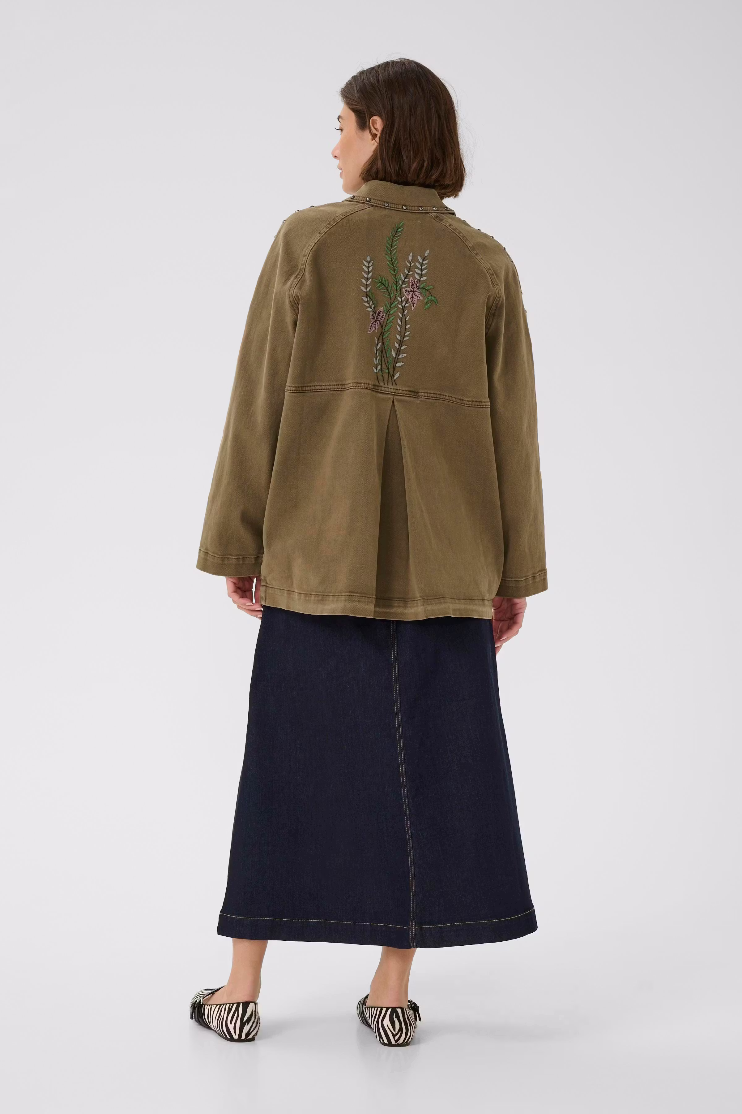 CUsmarta Jakke med broderi LOOKBOOK BACK 50112738-181016