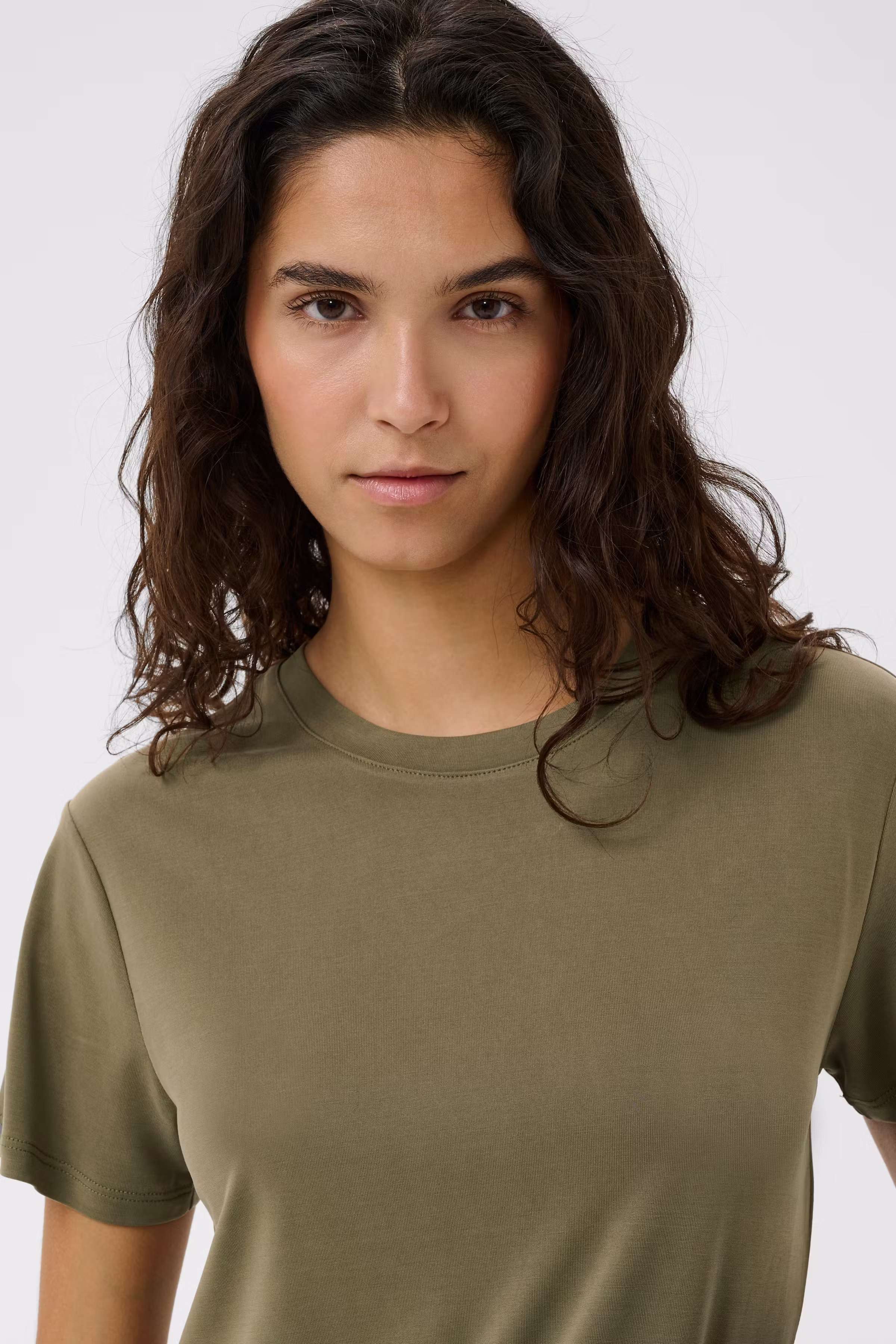 SLColumbine T-shirt LOOKBOOK DETAIL 30404678-170517