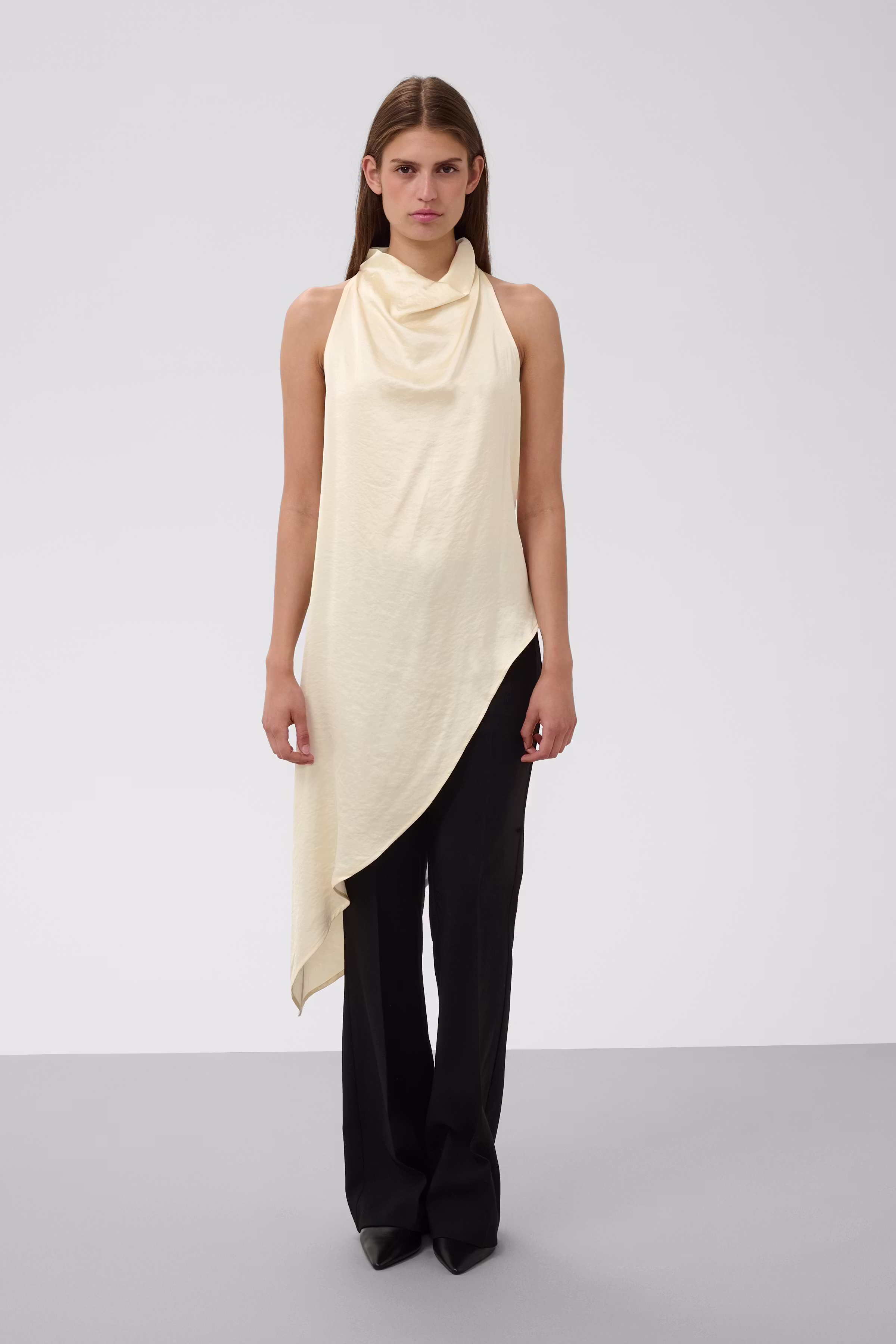 SLVerona Blouse LOOKBOOK FRONT 30410032-110105