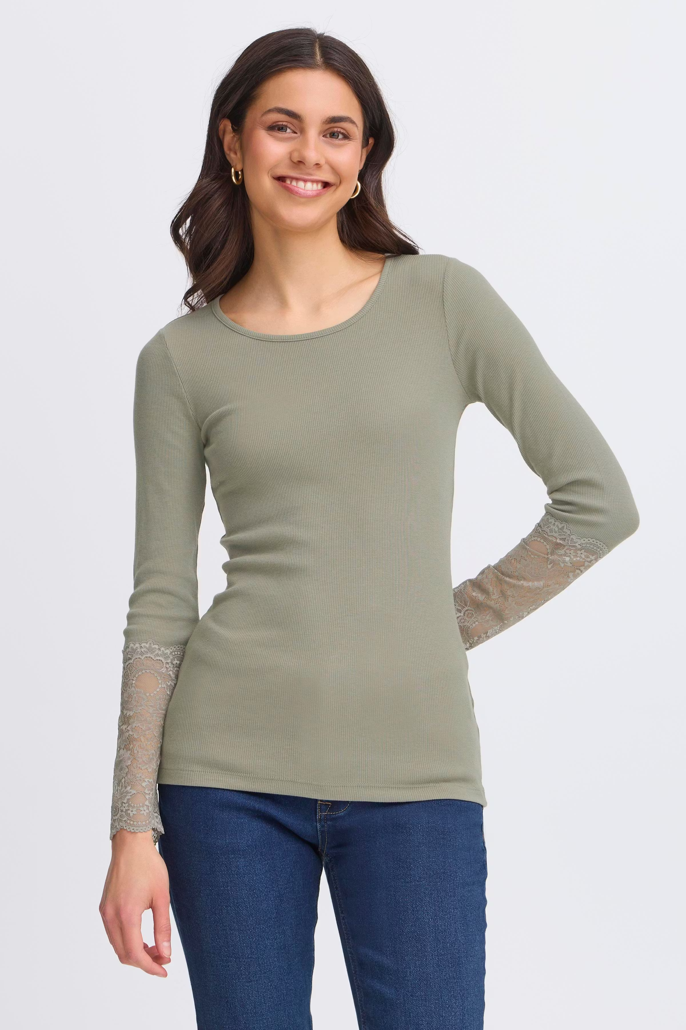 FRHIZAMOND T-shirt LOOKBOOK FRONT 20613313-180515