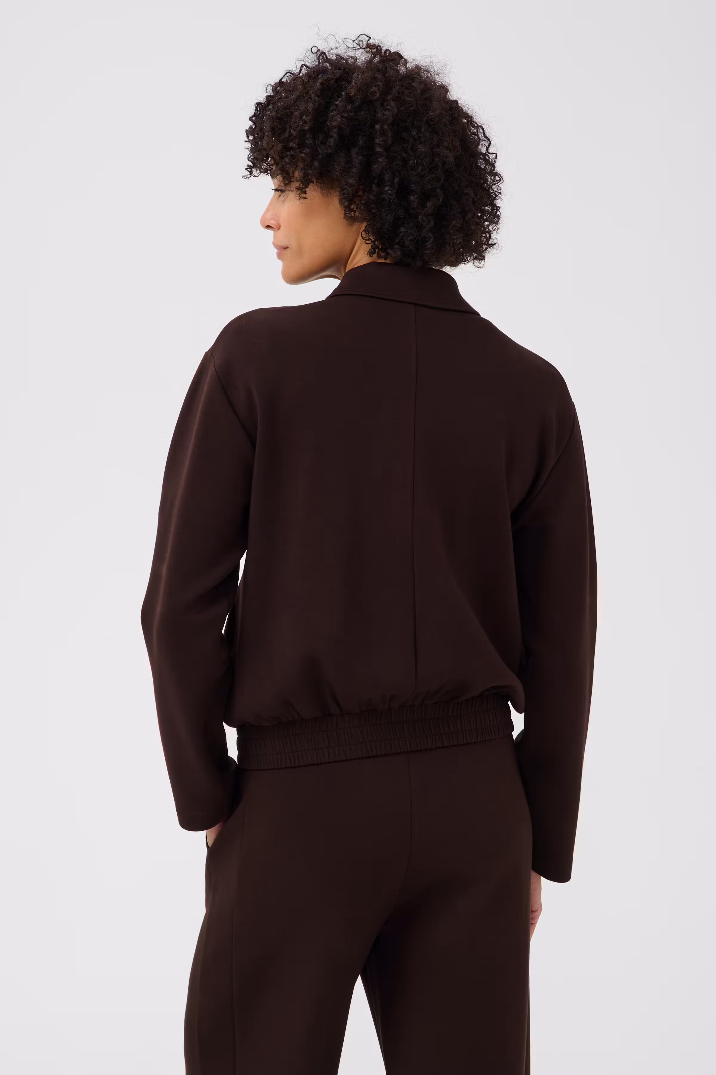 ChenayaPW Sweatshirt LOOKBOOK BACK 30310826-191106