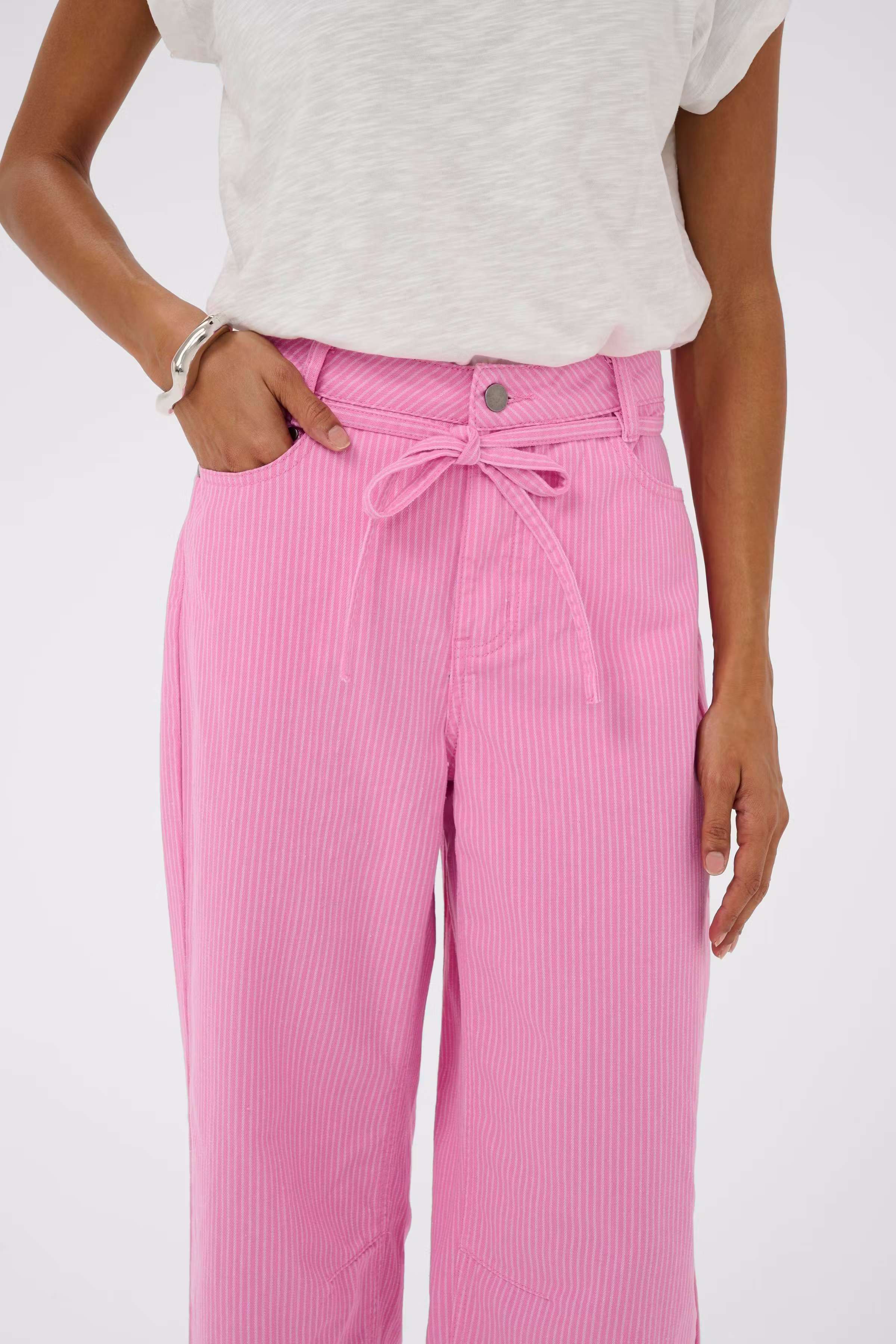 CUayna Hose LOOKBOOK DETAIL 50112790-109305