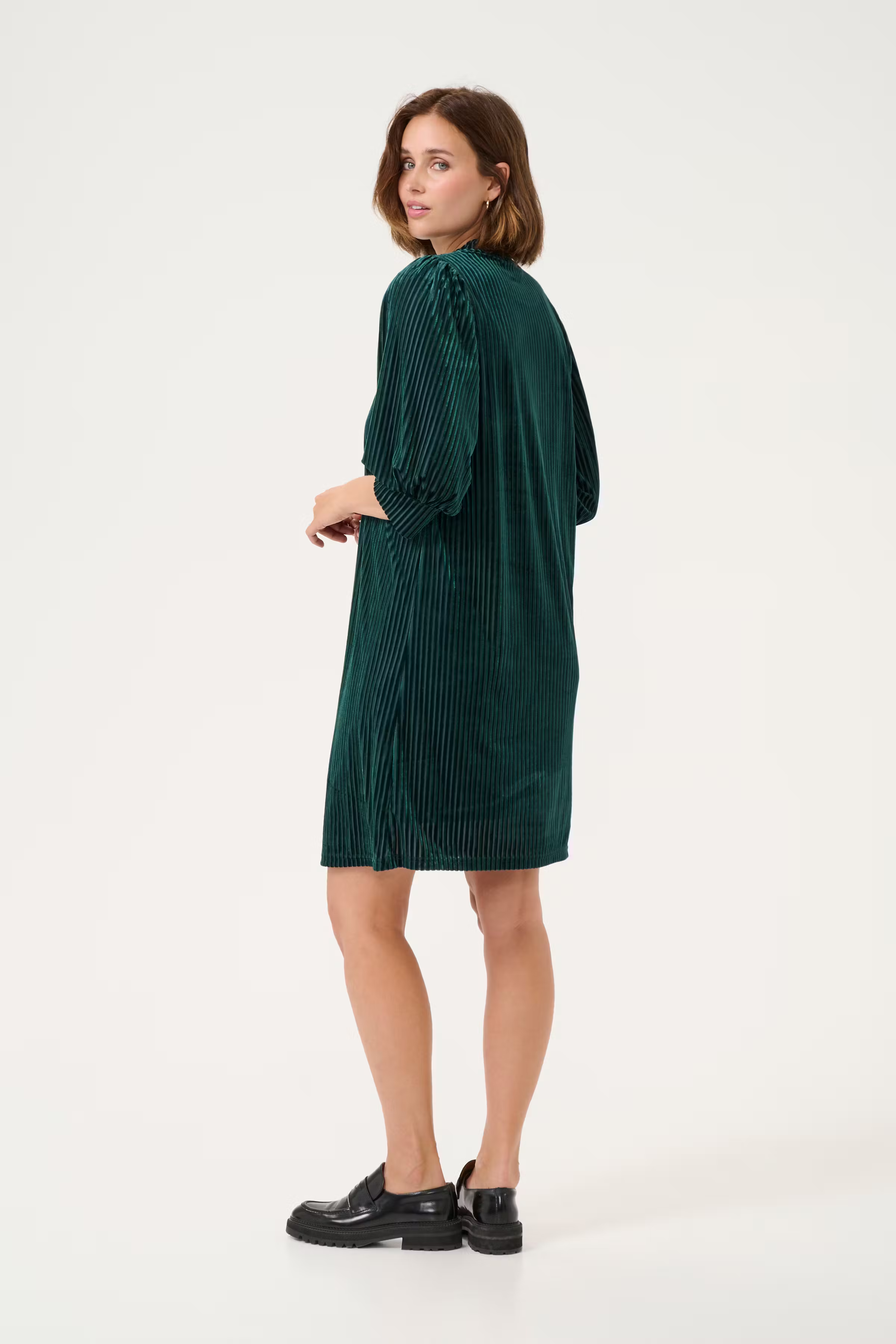 KAcaca Kjole LOOKBOOK BACK 10505907-106796